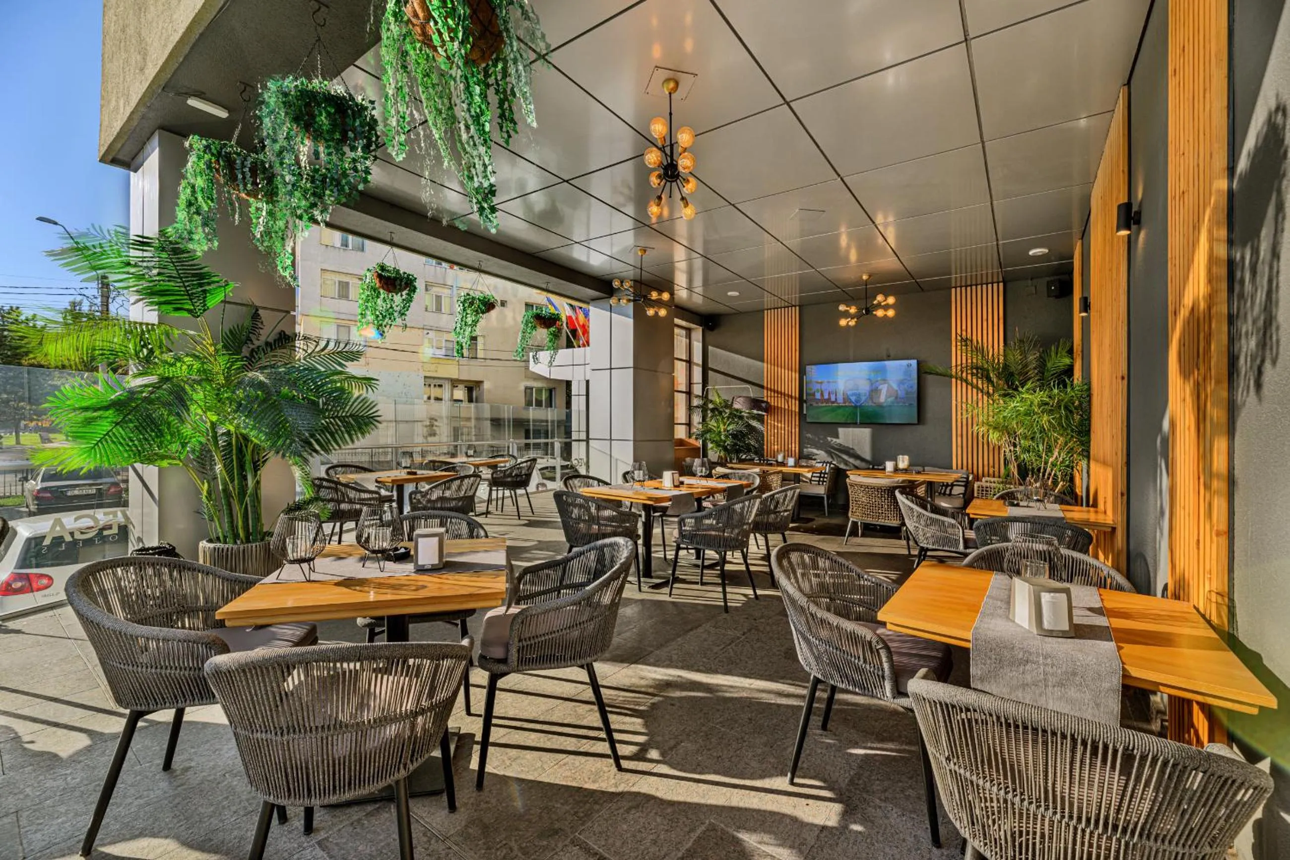 Restaurant/places to eat in Vega Hotel