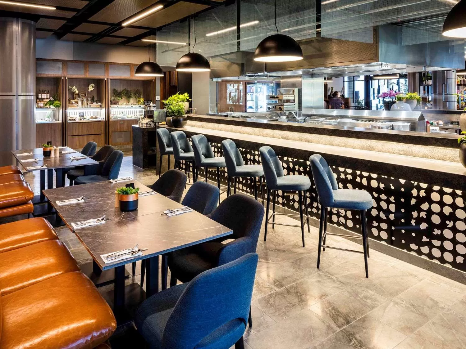 Restaurant/places to eat in Novotel Brisbane South Bank