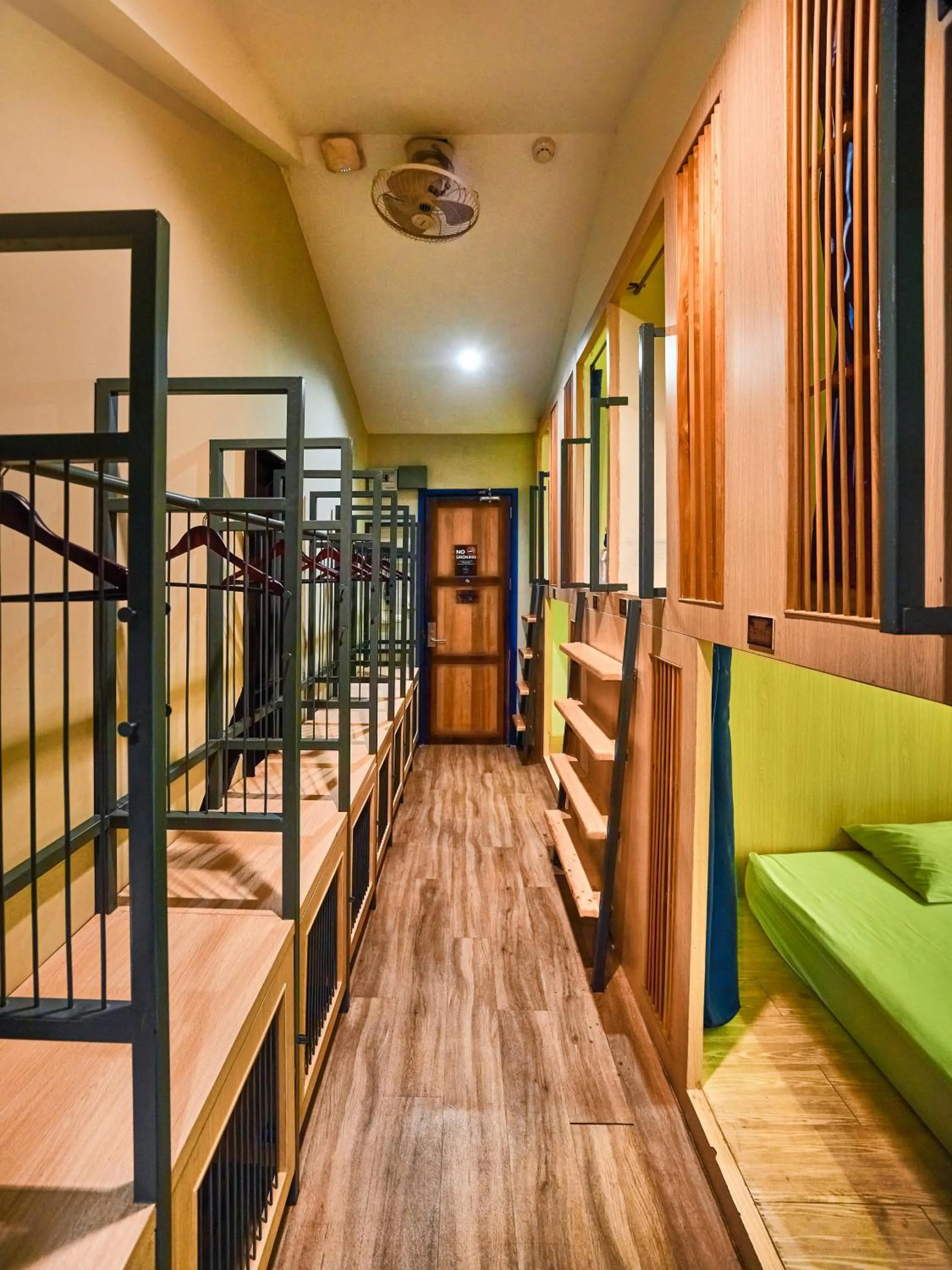 bunk bed in Prince Theatre Heritage Stay Hostel - Silom