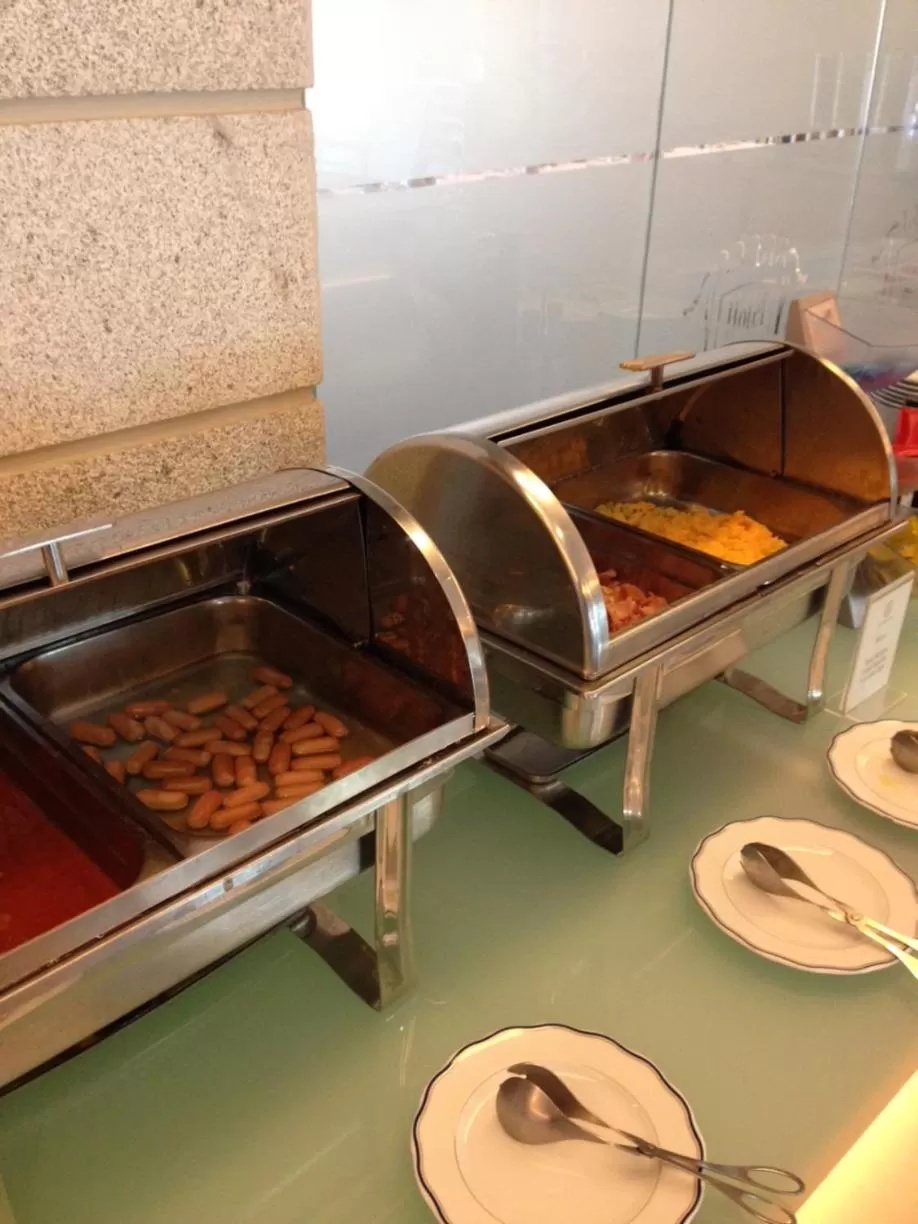 Breakfast in Hotel Suave Mar