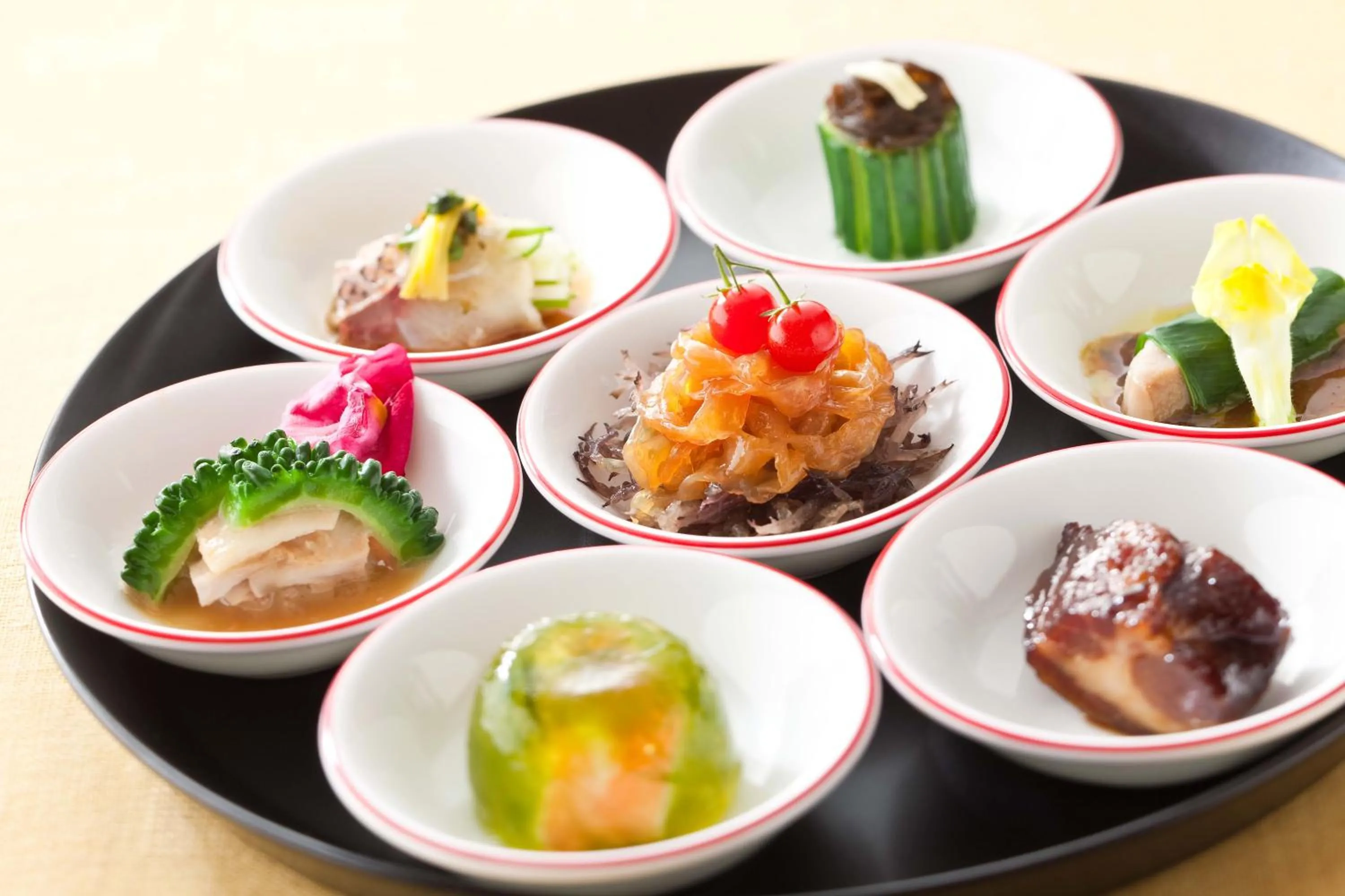 Restaurant/places to eat in The Capitol Hotel Tokyu