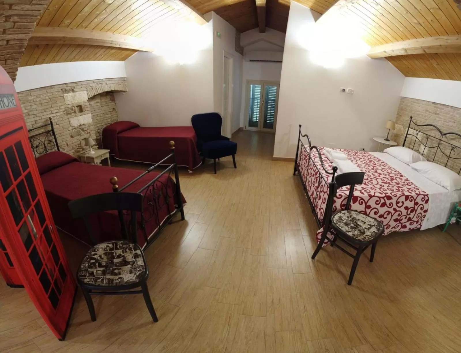 Photo of the whole room, Bed in Residenza delle Grazie