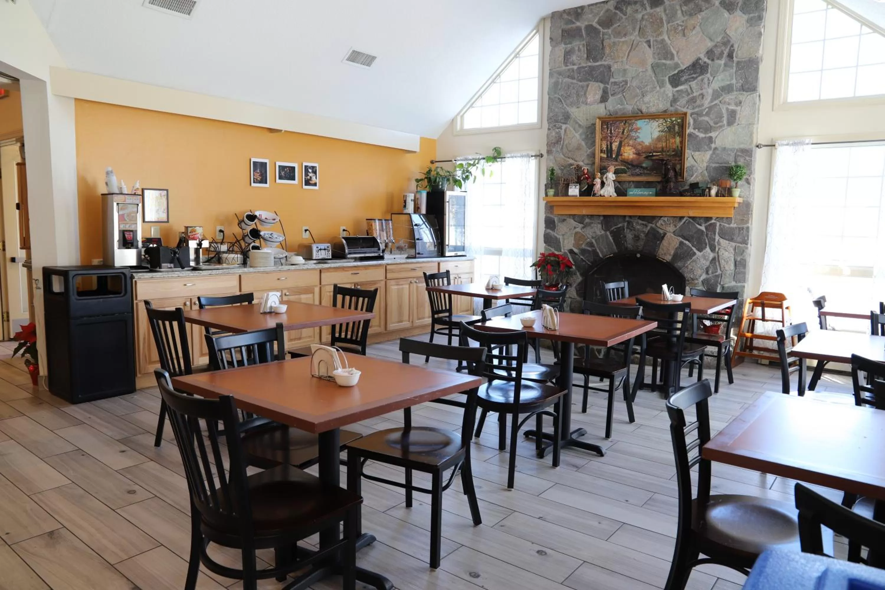 Breakfast in The Lodge at Jackson Village
