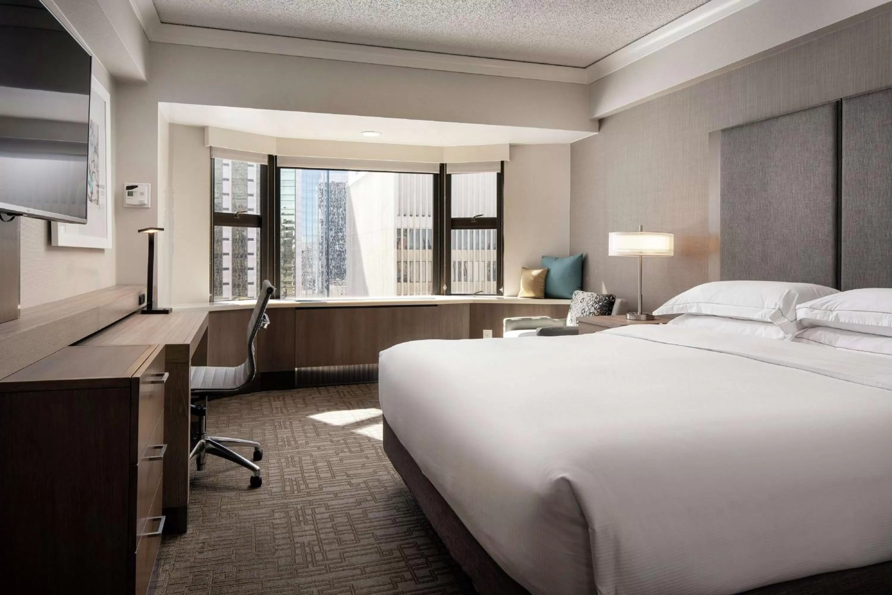 Bedroom in Hilton Seattle