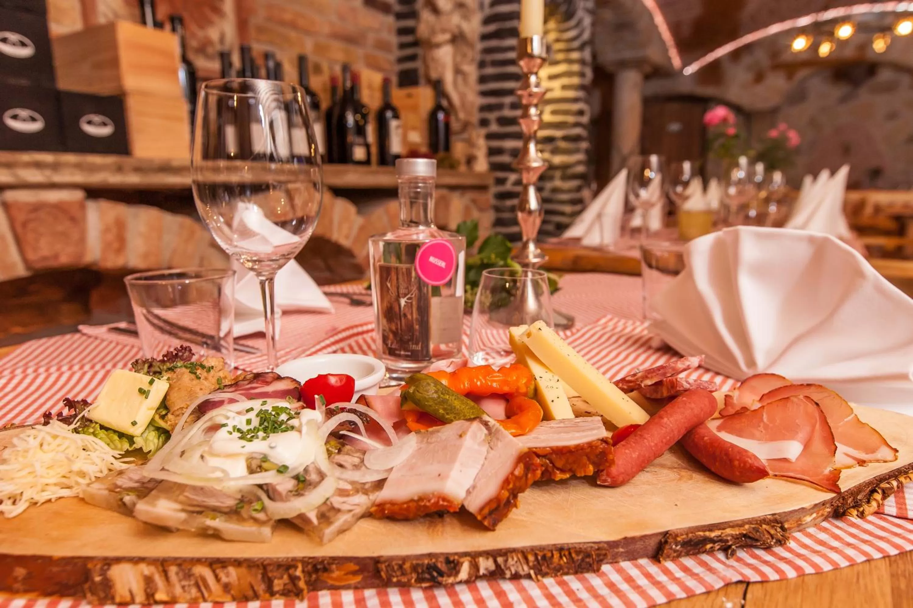 Restaurant/places to eat in Rosis Sonnbergstuben