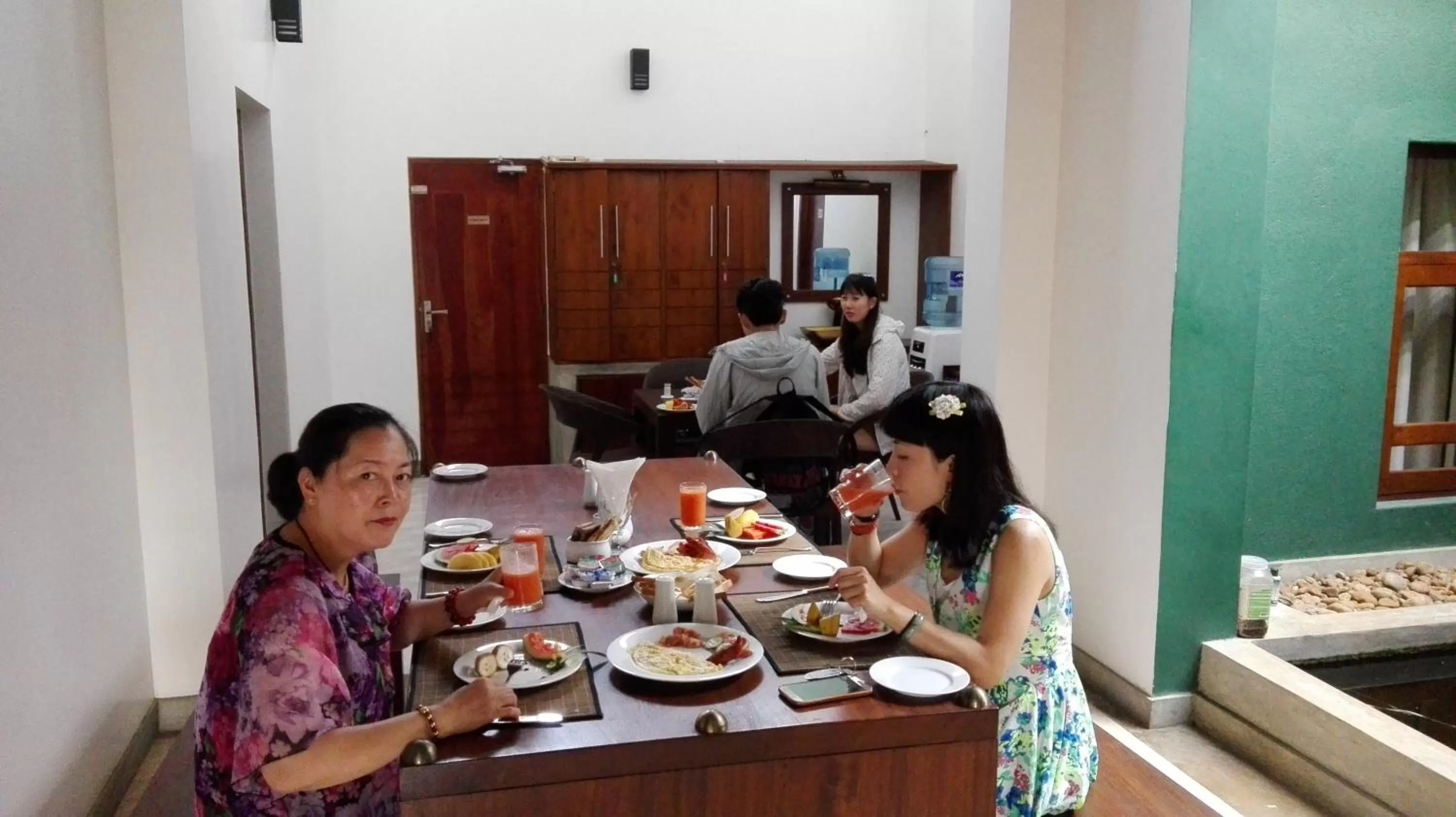 Guests in Inlak Garden Hotel