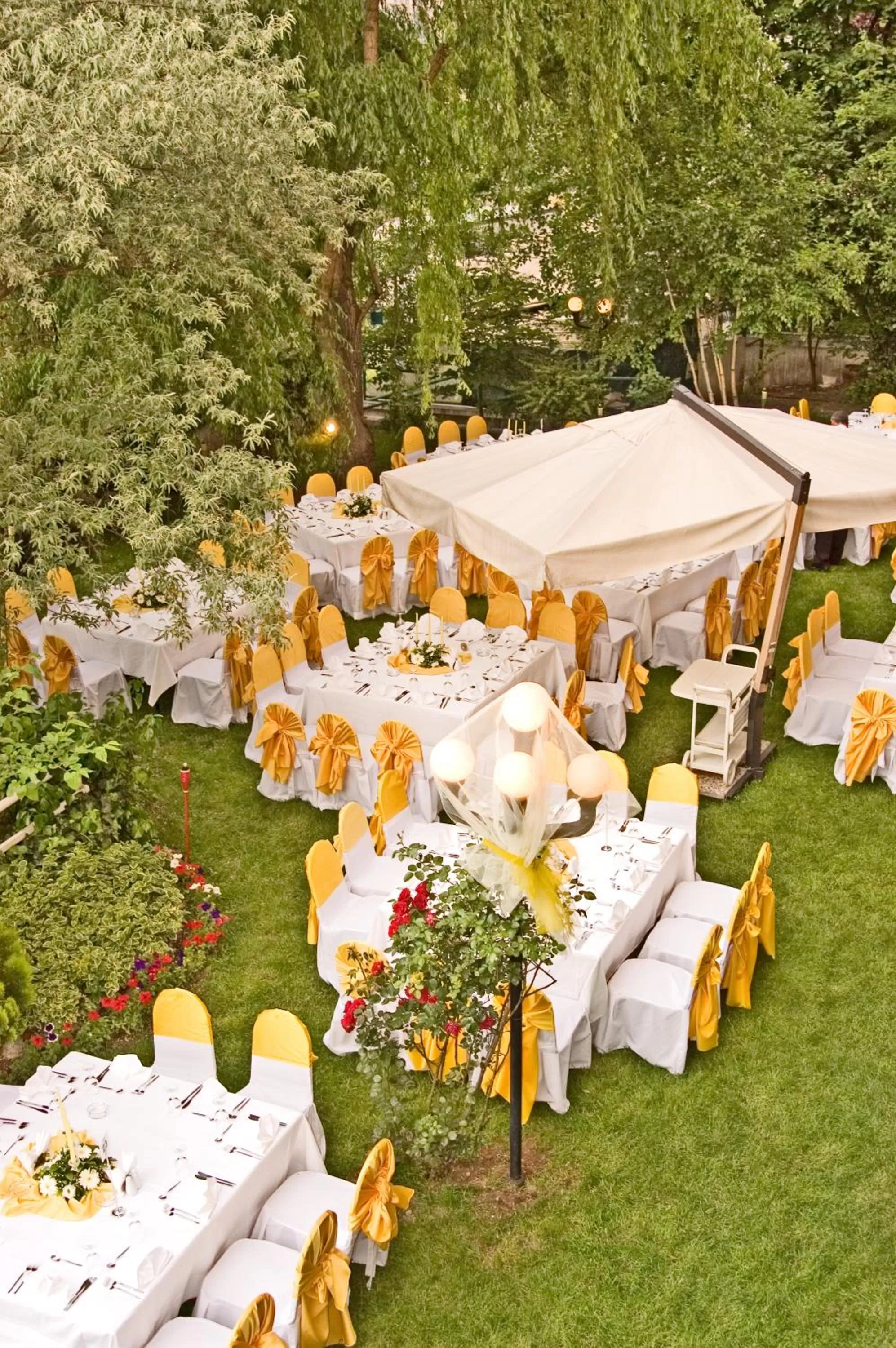 Garden in Apart Hotel Best