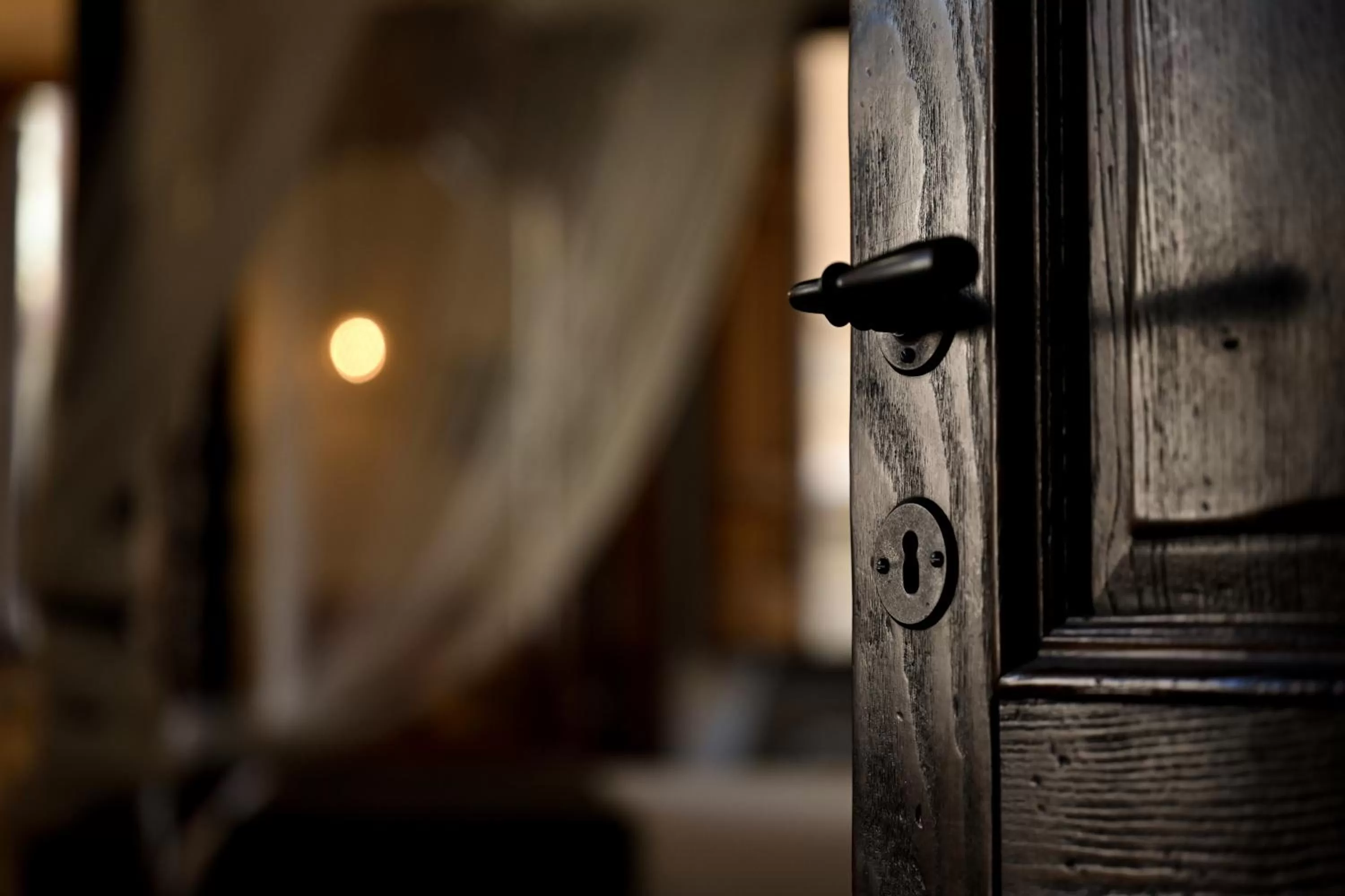 Decorative detail, Bed in Vicolo dell'Aquila - Residenze Romanae