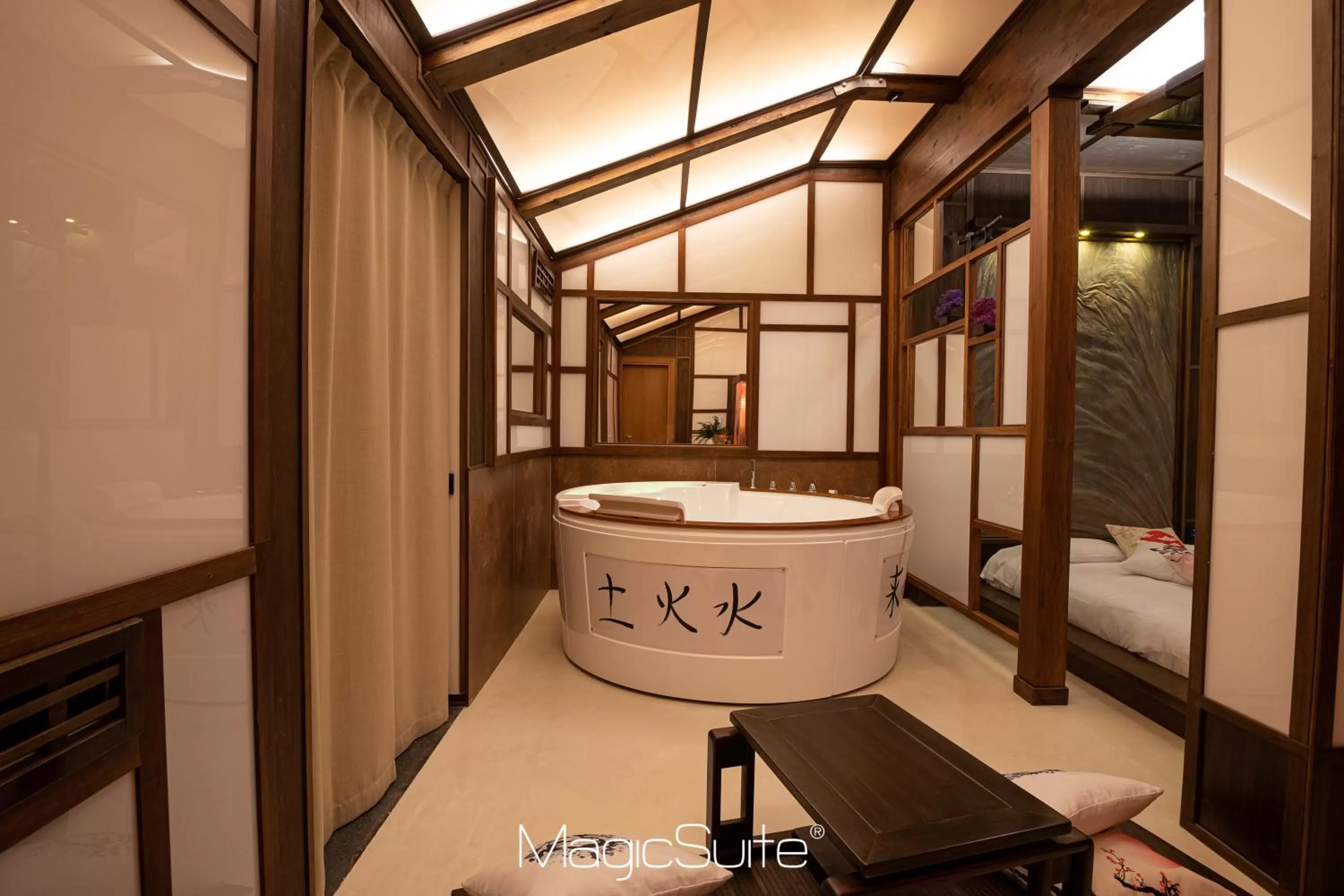 Hot Tub in Hotel Carosello