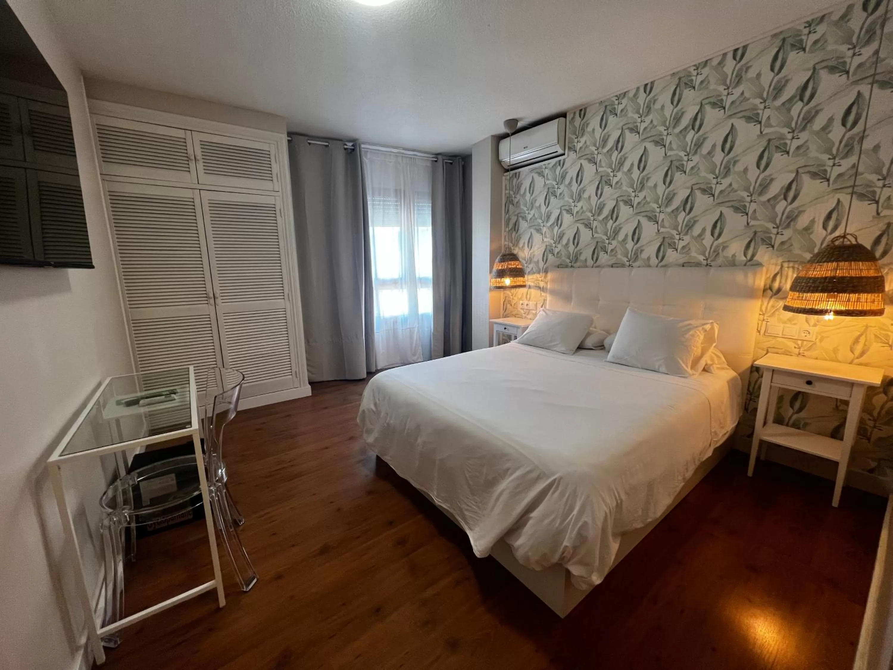 Bed in Hotel Plaza Mayor