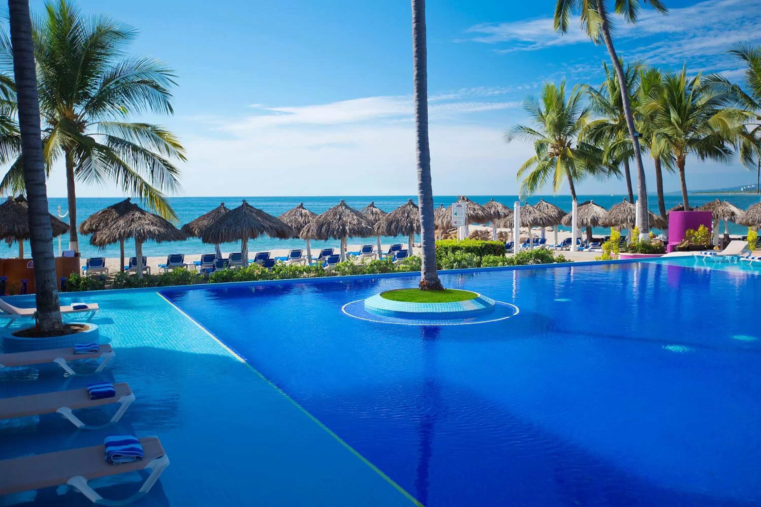 Day in Crown Paradise Club Puerto Vallarta All Inclusive