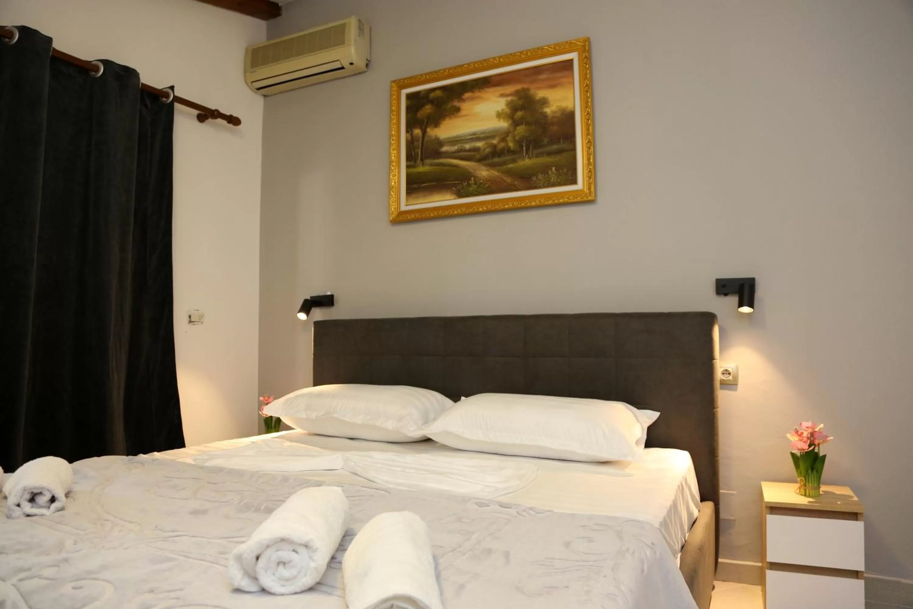 Bed in Hotel Millenium Tirana