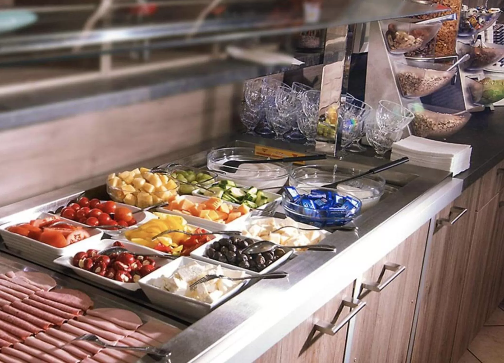 Buffet breakfast in Hotel Kufsteinerhof