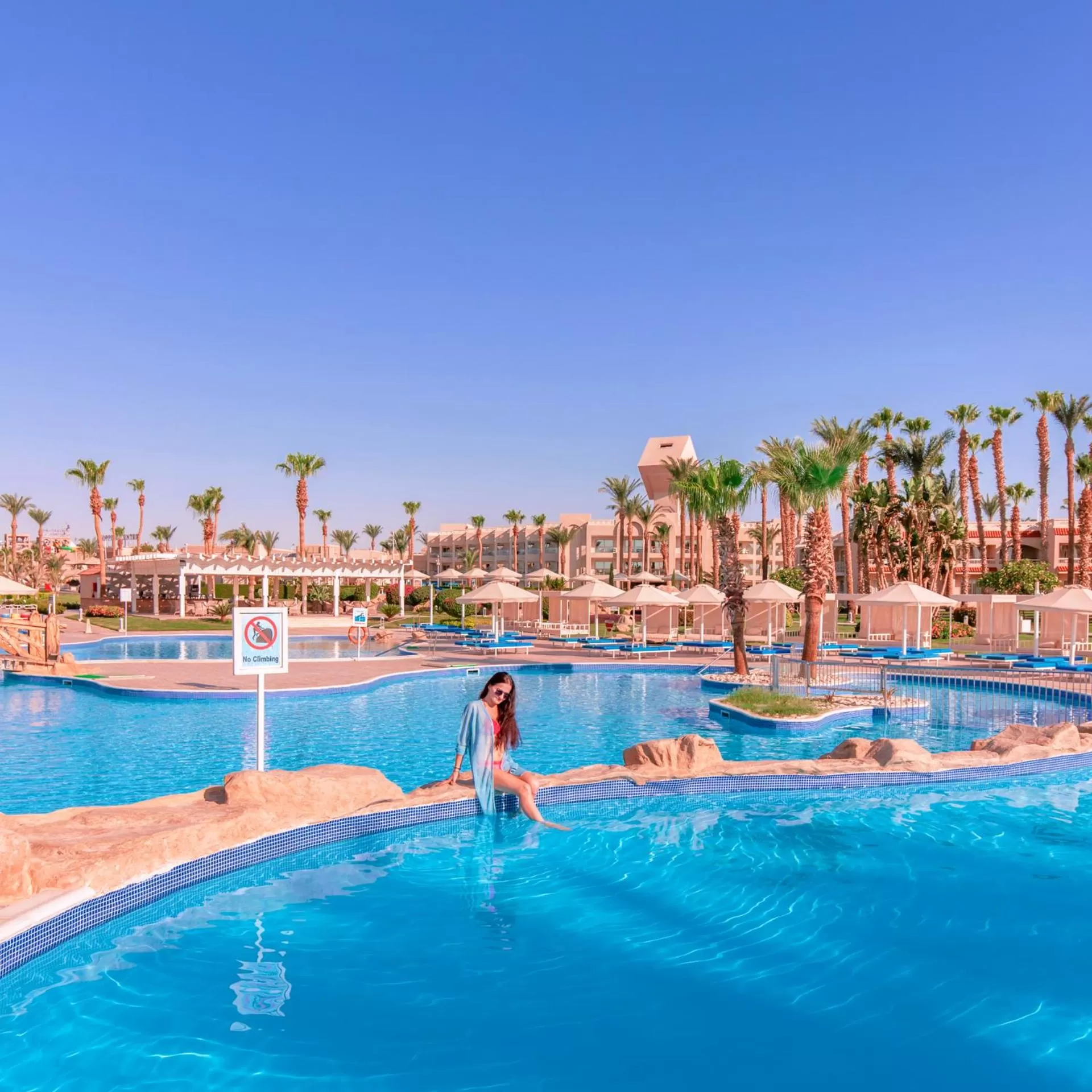 Day in Beach Albatros Aqua Park - Hurghada