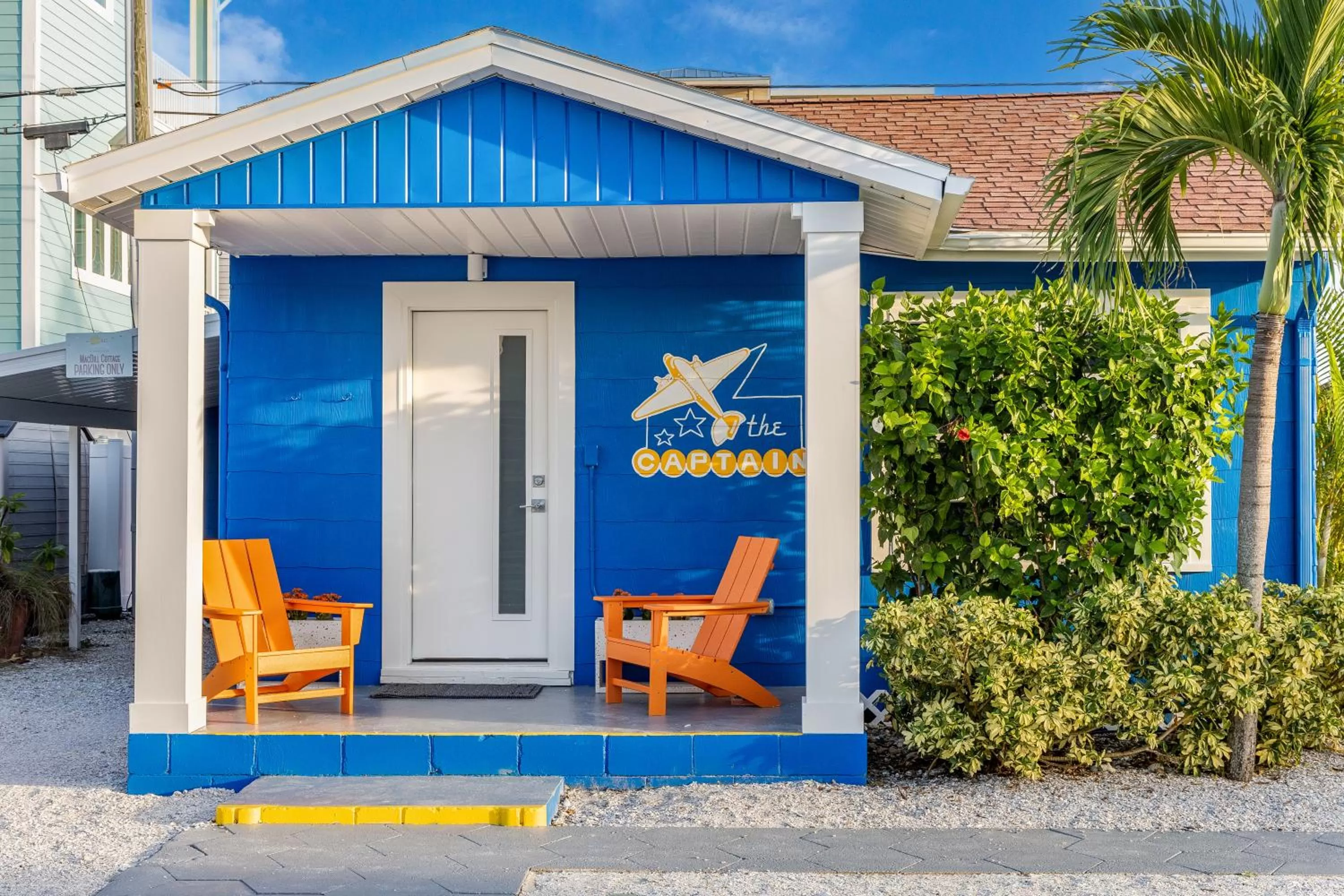 Patio in Sunset Inn and Cottages