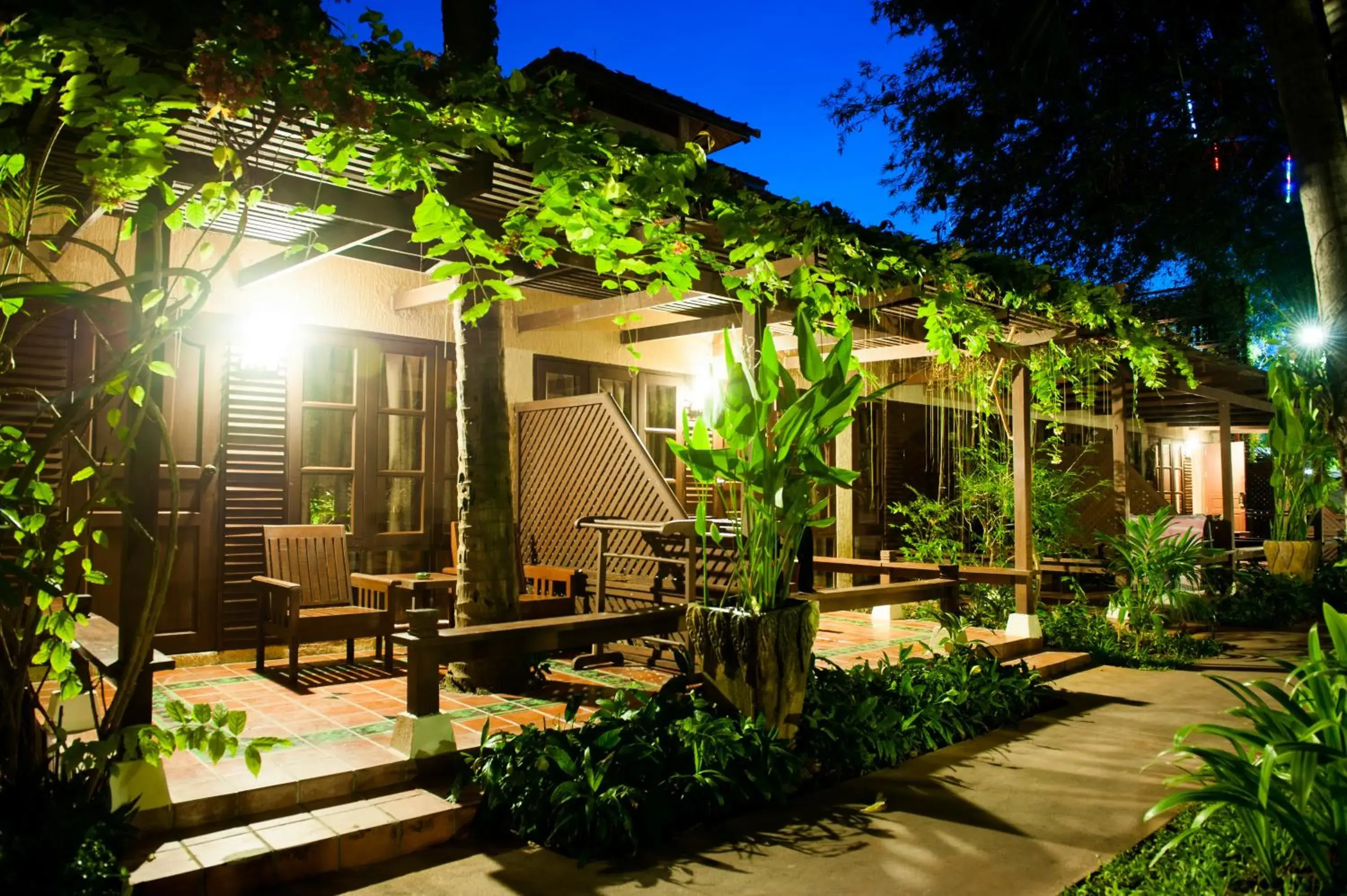 Superior Room with Garden View in Montien House - SHA Plus Superior Room with Garden View in Montien House - SHA Plus