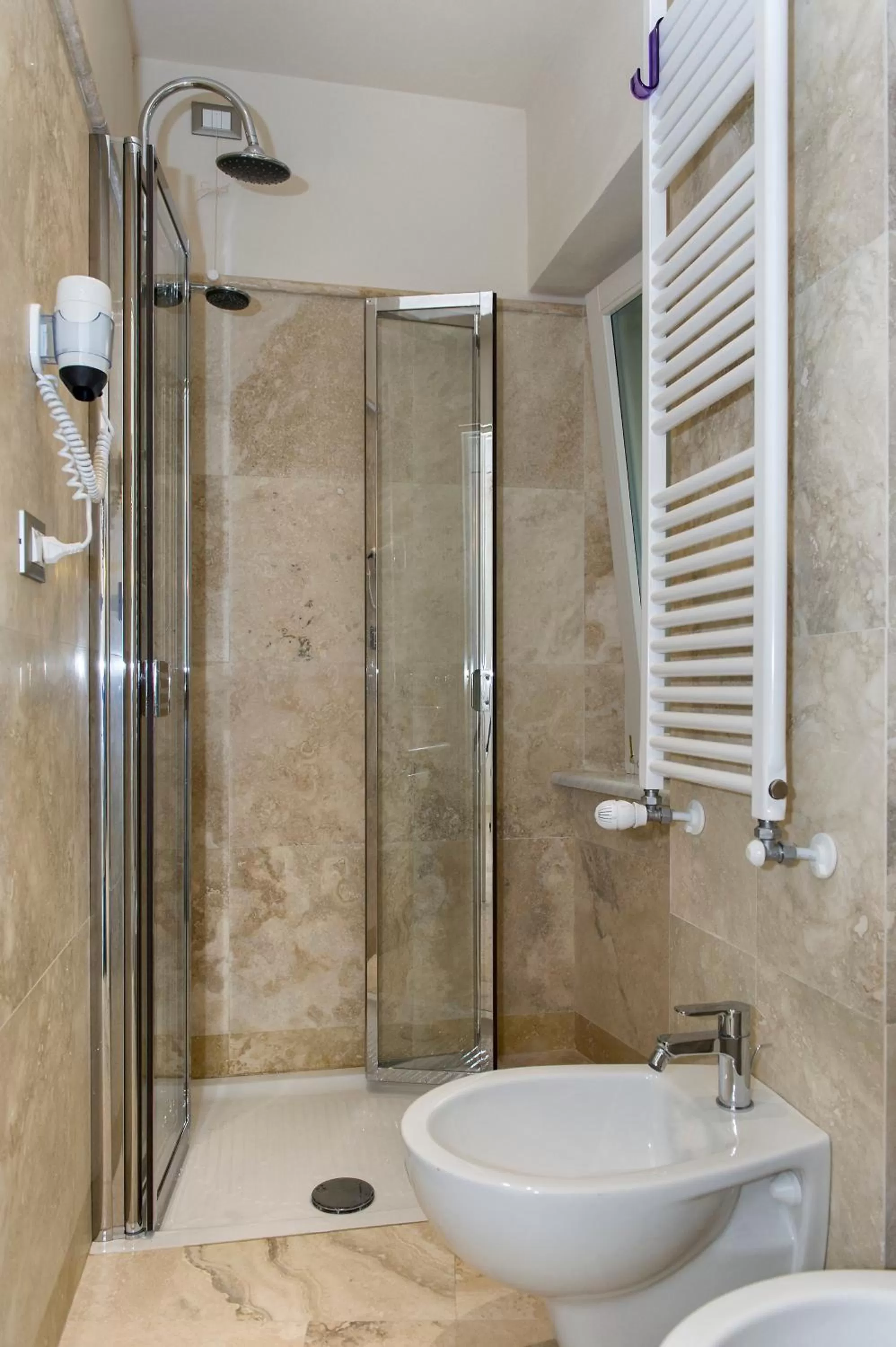 Shower in Relais Dei Mercanti B&B And Suites