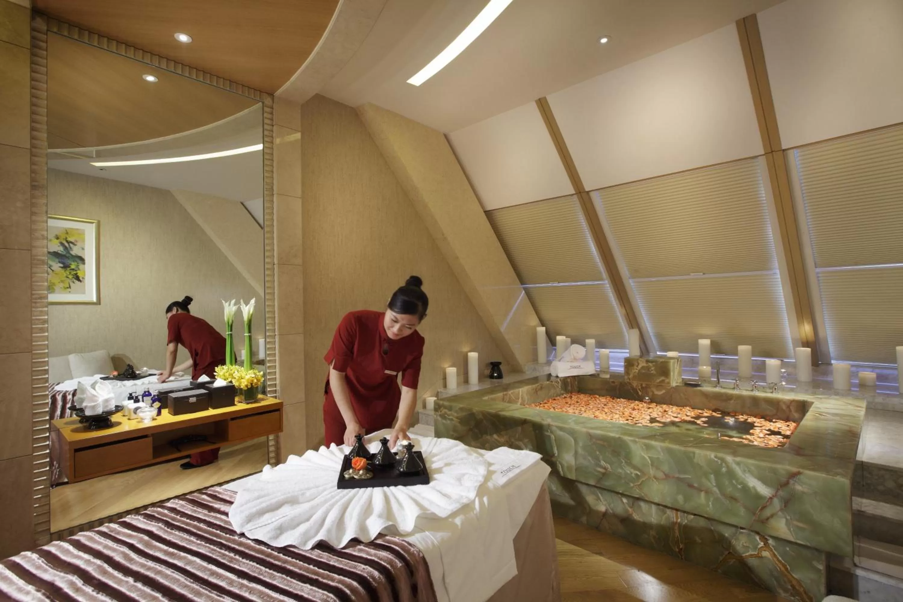 Spa and wellness centre/facilities in InterContinental Hangzhou ICC by IHG