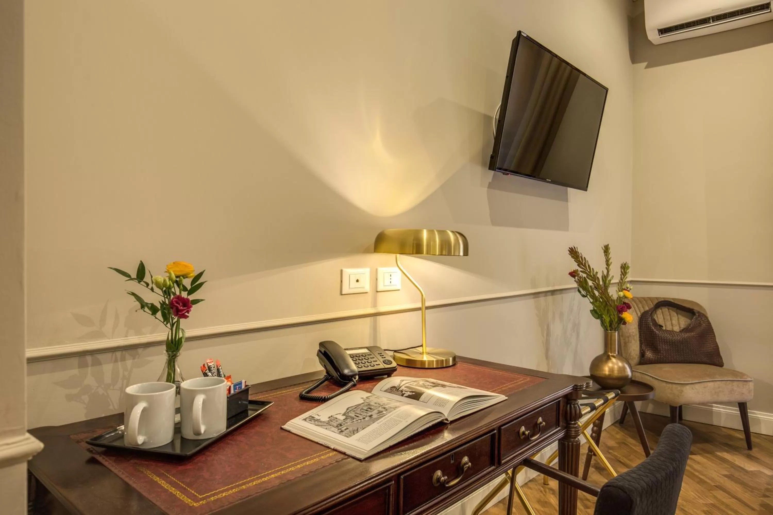 Bedroom in Charme Spagna Boutique Hotel