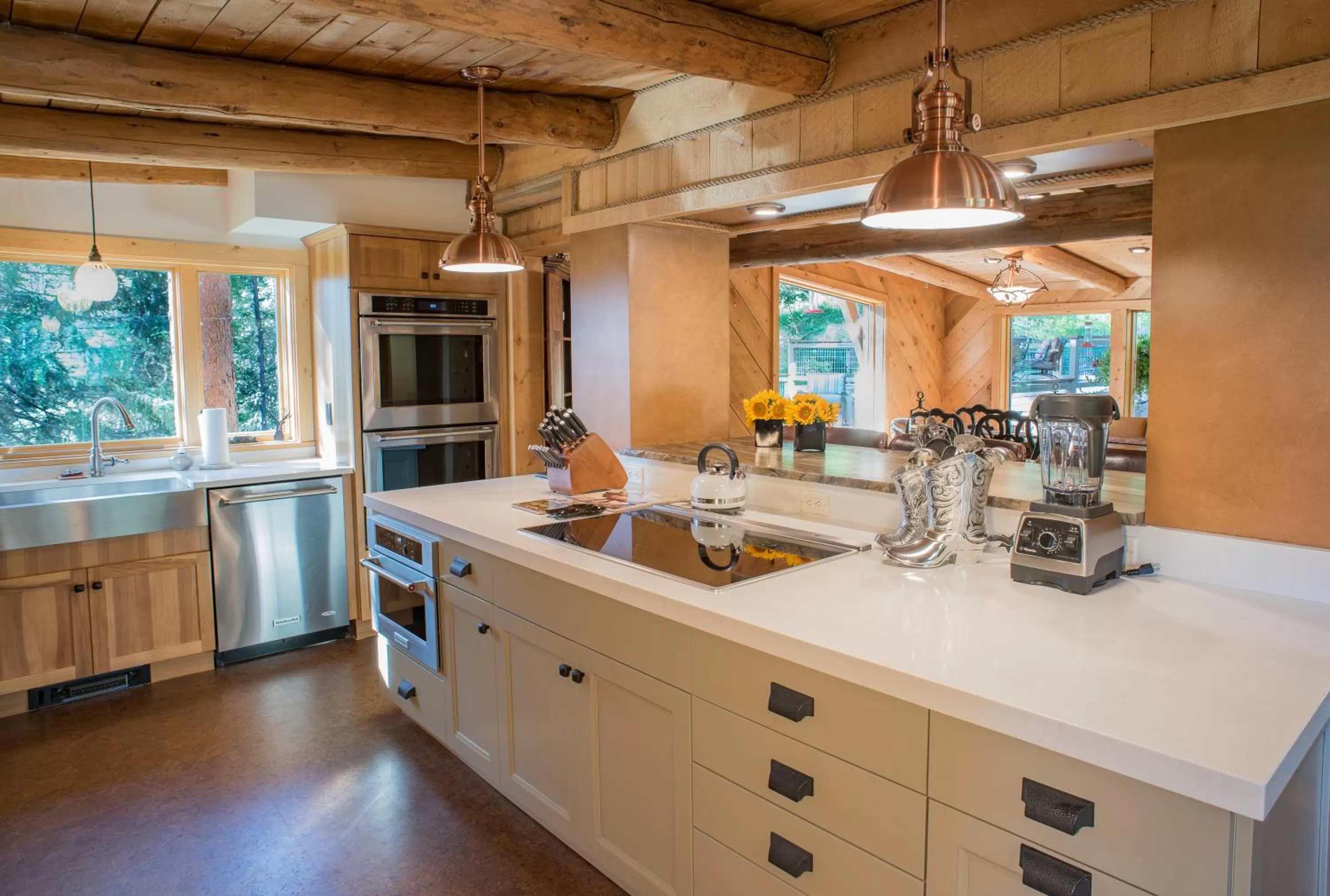 Kitchen or kitchenette in Jackson Hole Hideout