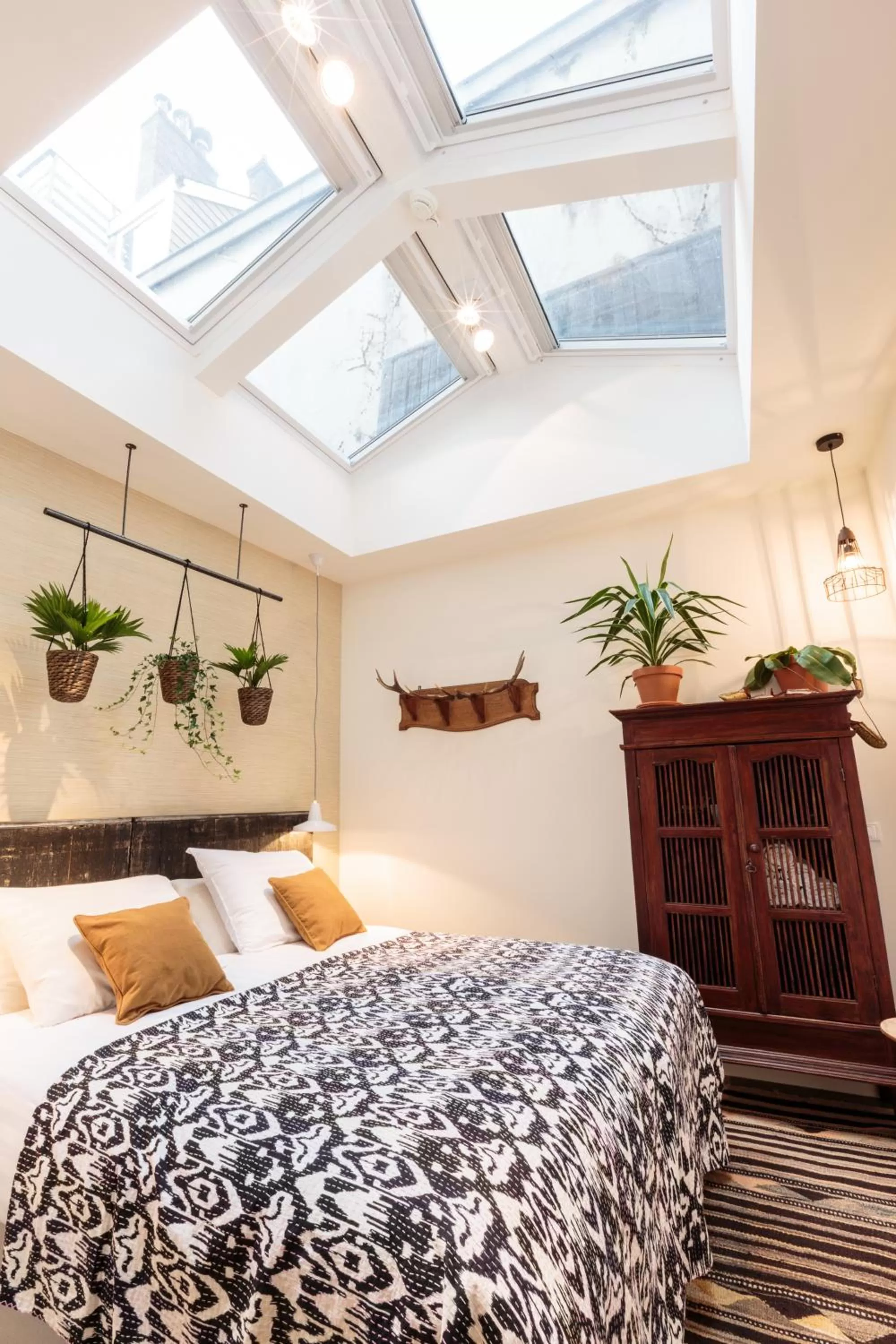 Decorative detail, Bed in Hotel Dwars