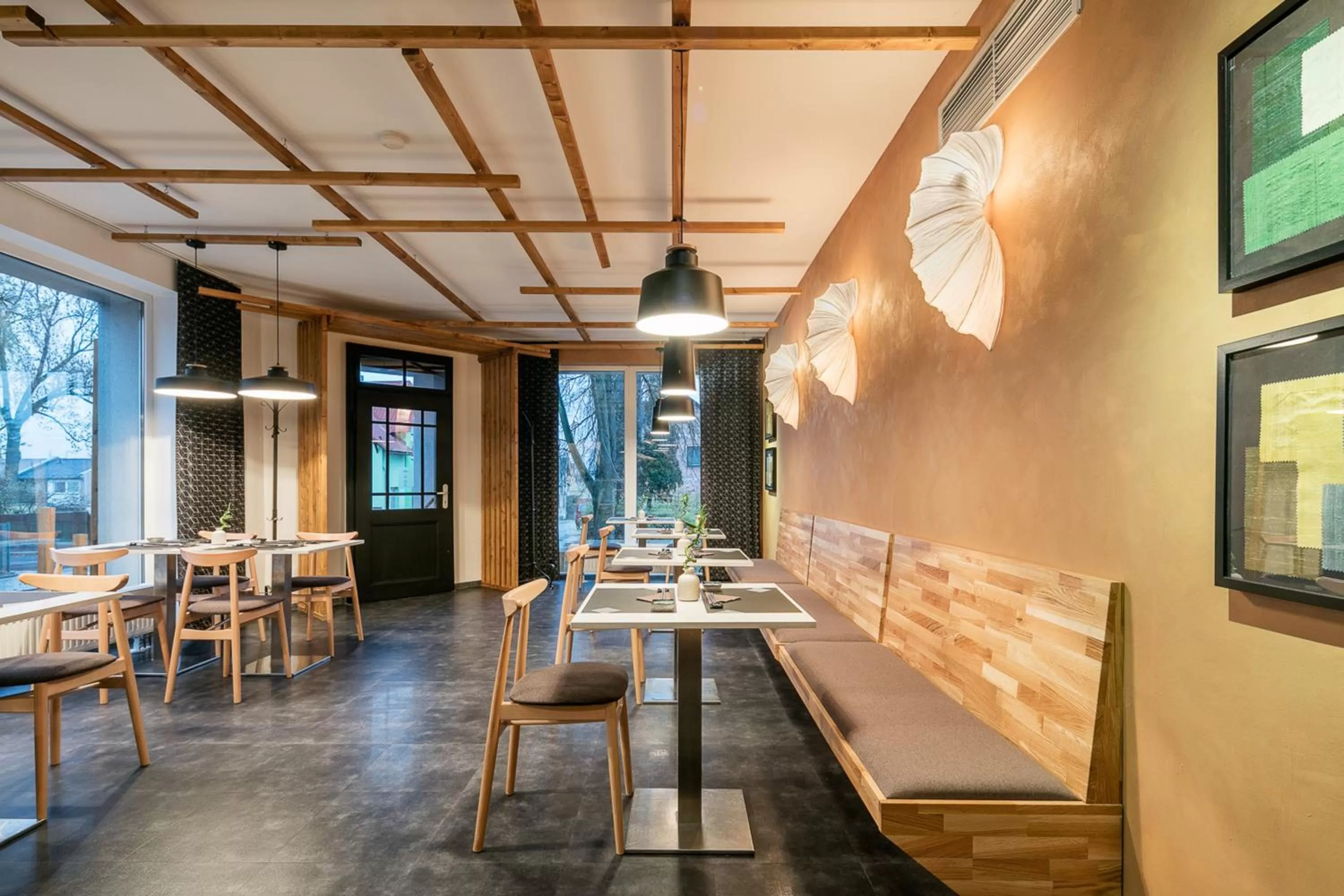Restaurant/places to eat in Pytloun Design Self Check-in Hotel
