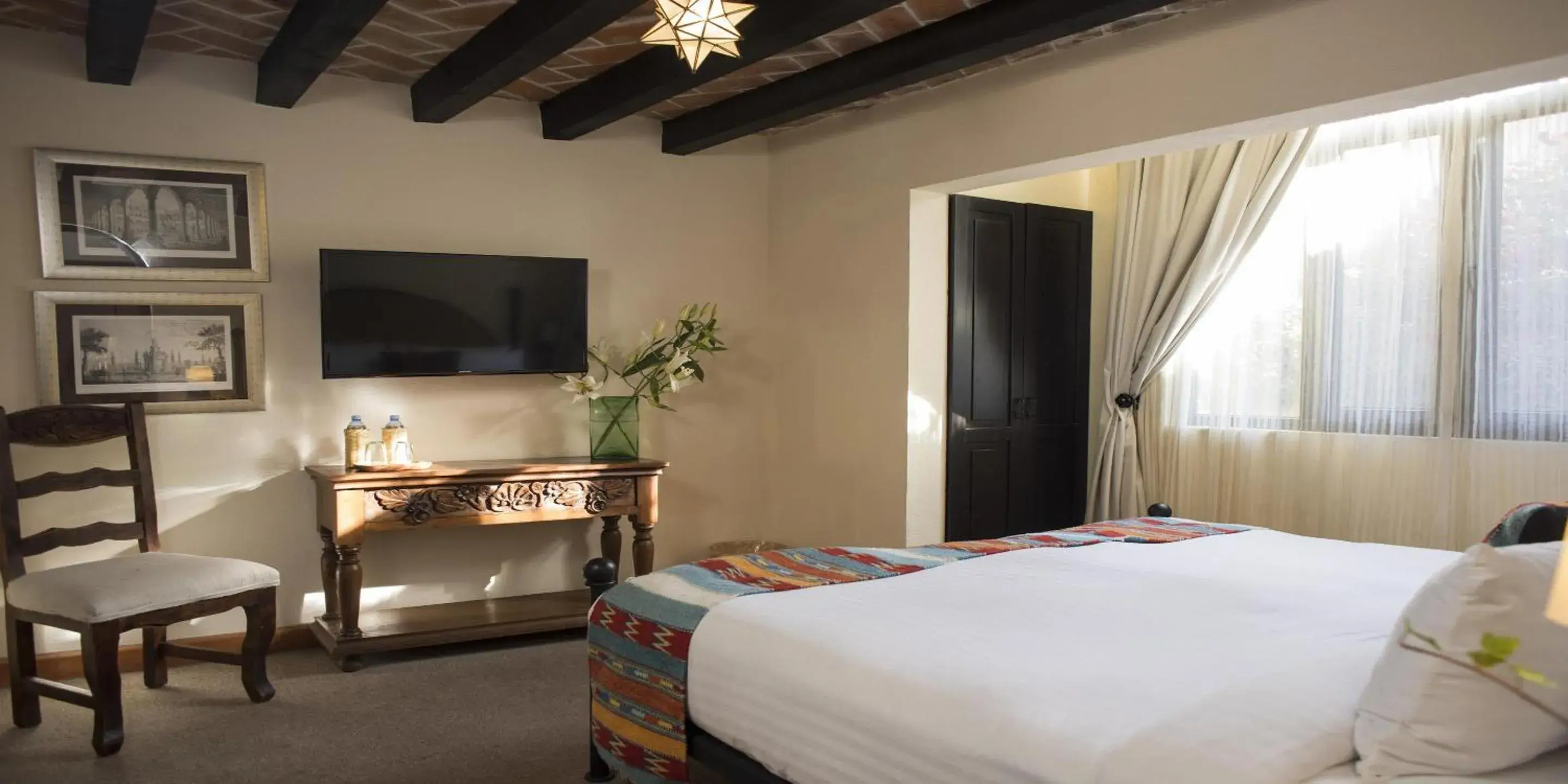 King Suite in Hacienda El Santuario San Miguel de Allende King Suite in Hacienda El Santuario San Miguel de Allende