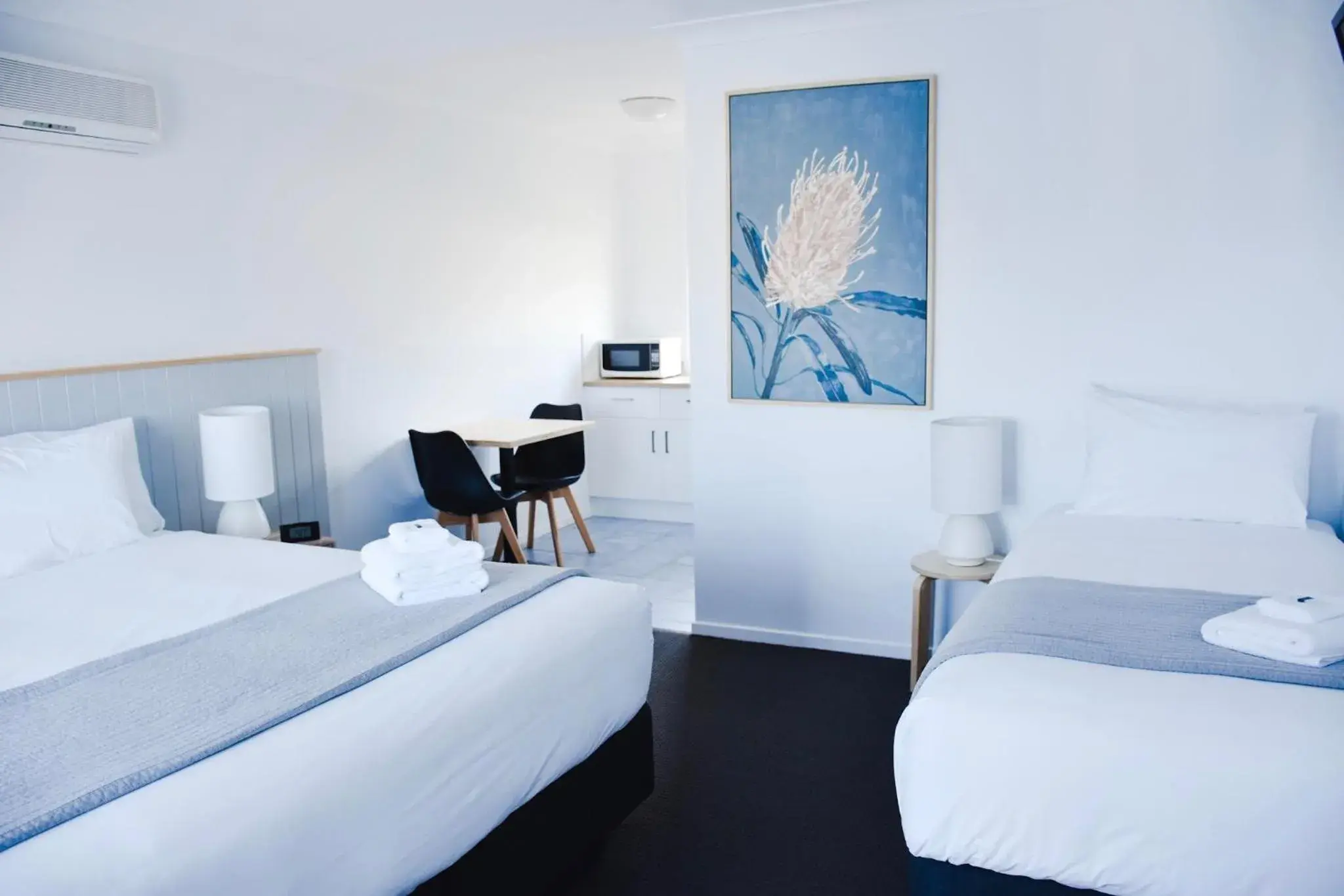 Triple Room in Eight Spence Triple Room in Eight Spence