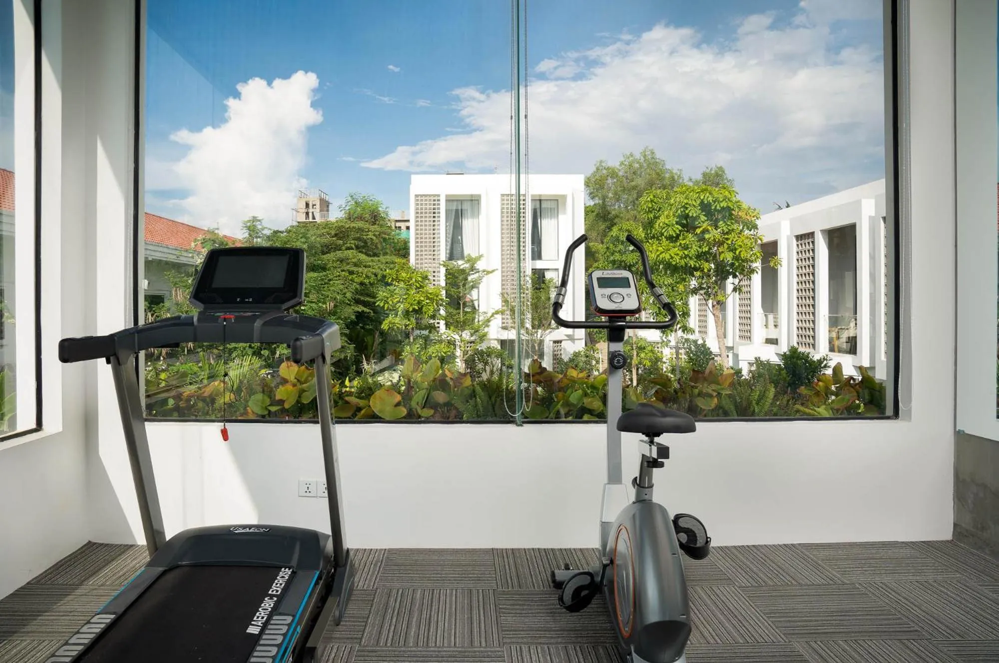 Fitness centre/facilities in Phka Chan Hotel