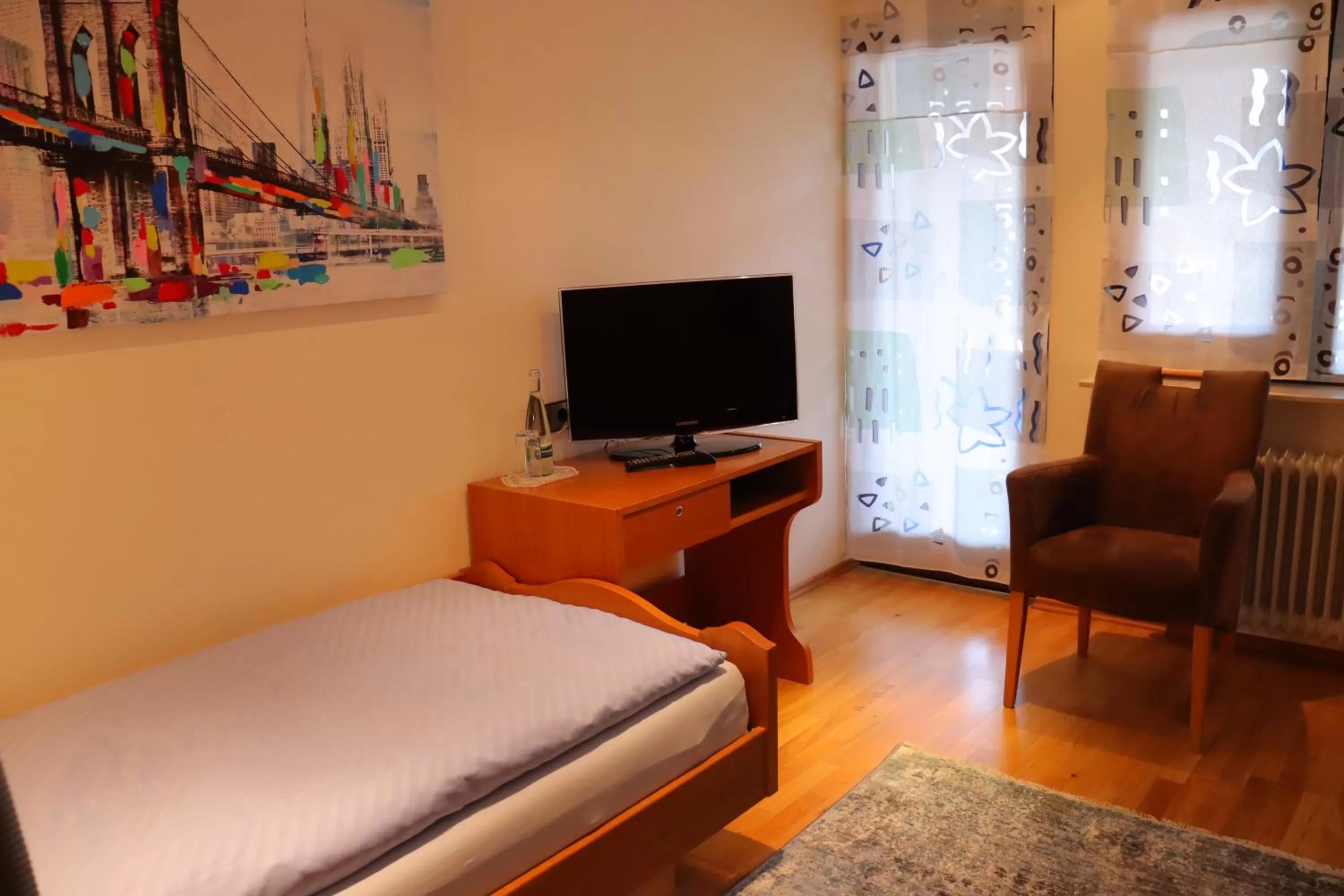 Photo of the whole room, TV/Entertainment Center in Haus Hubertus