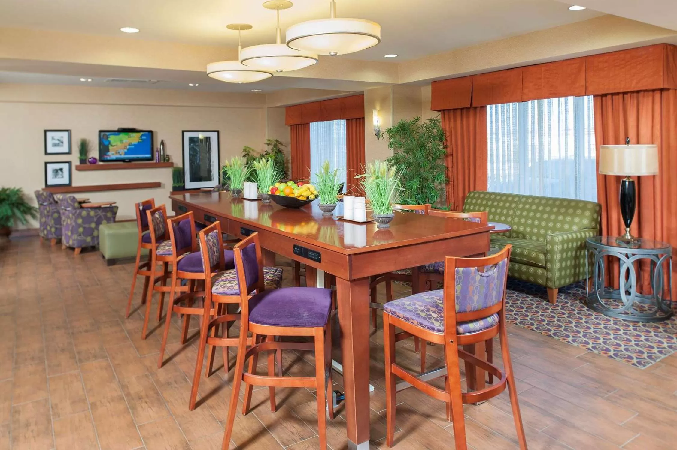 Lobby or reception in Hampton Inn Macomb