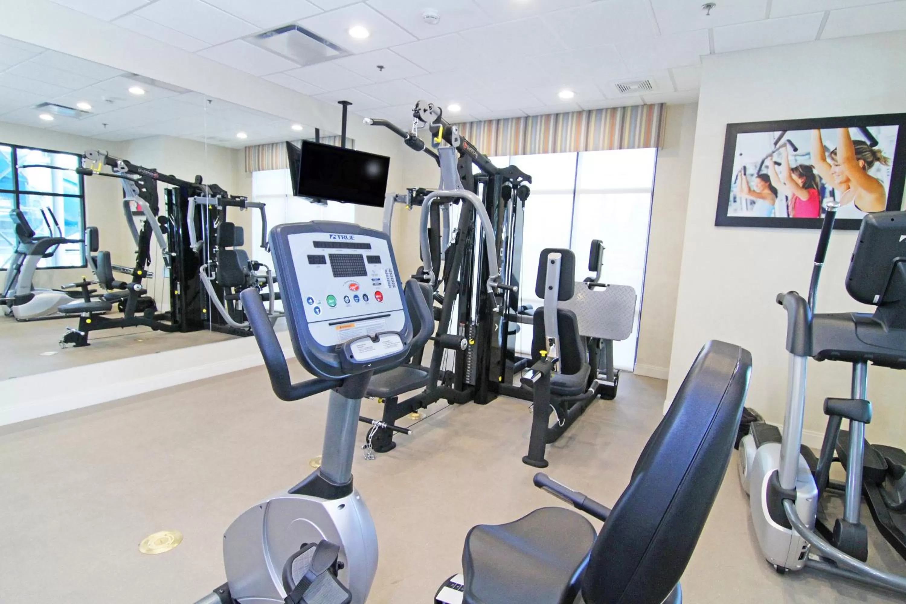 Spa and wellness centre/facilities in Holiday Inn Express and Suites Calgary University by IHG