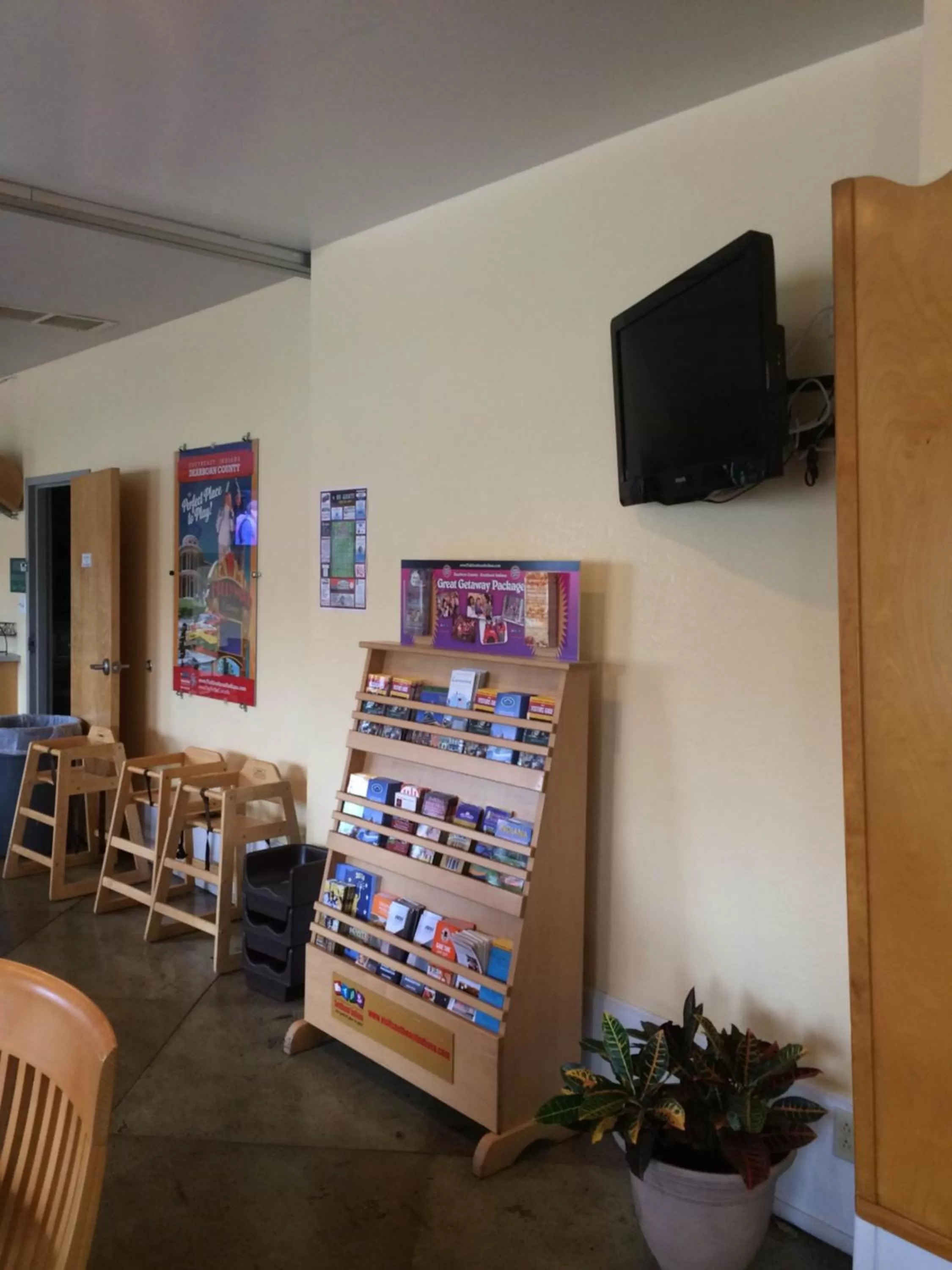 Lobby or reception in Baymont by Wyndham Lawrenceburg