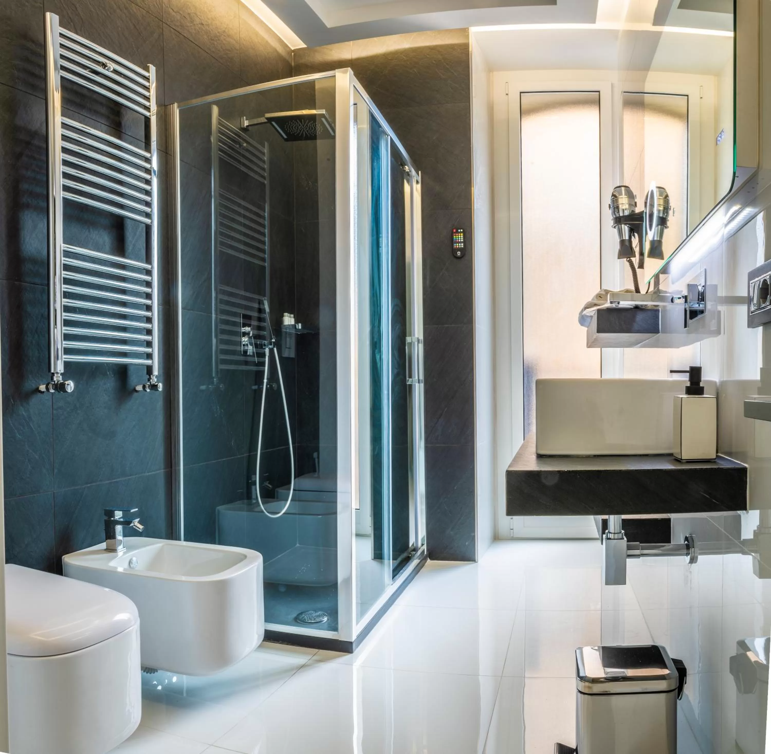 Bathroom in Rettifilo 201 Exclusive Rooms