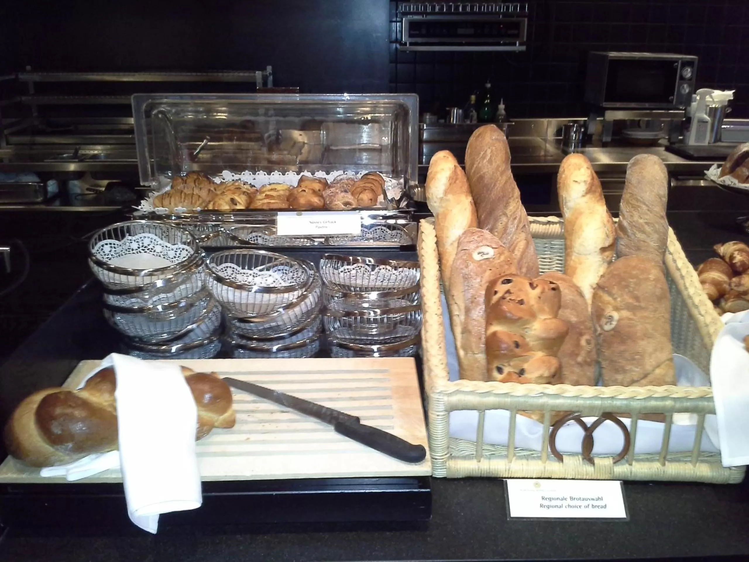 Breakfast in Morosani Posthotel