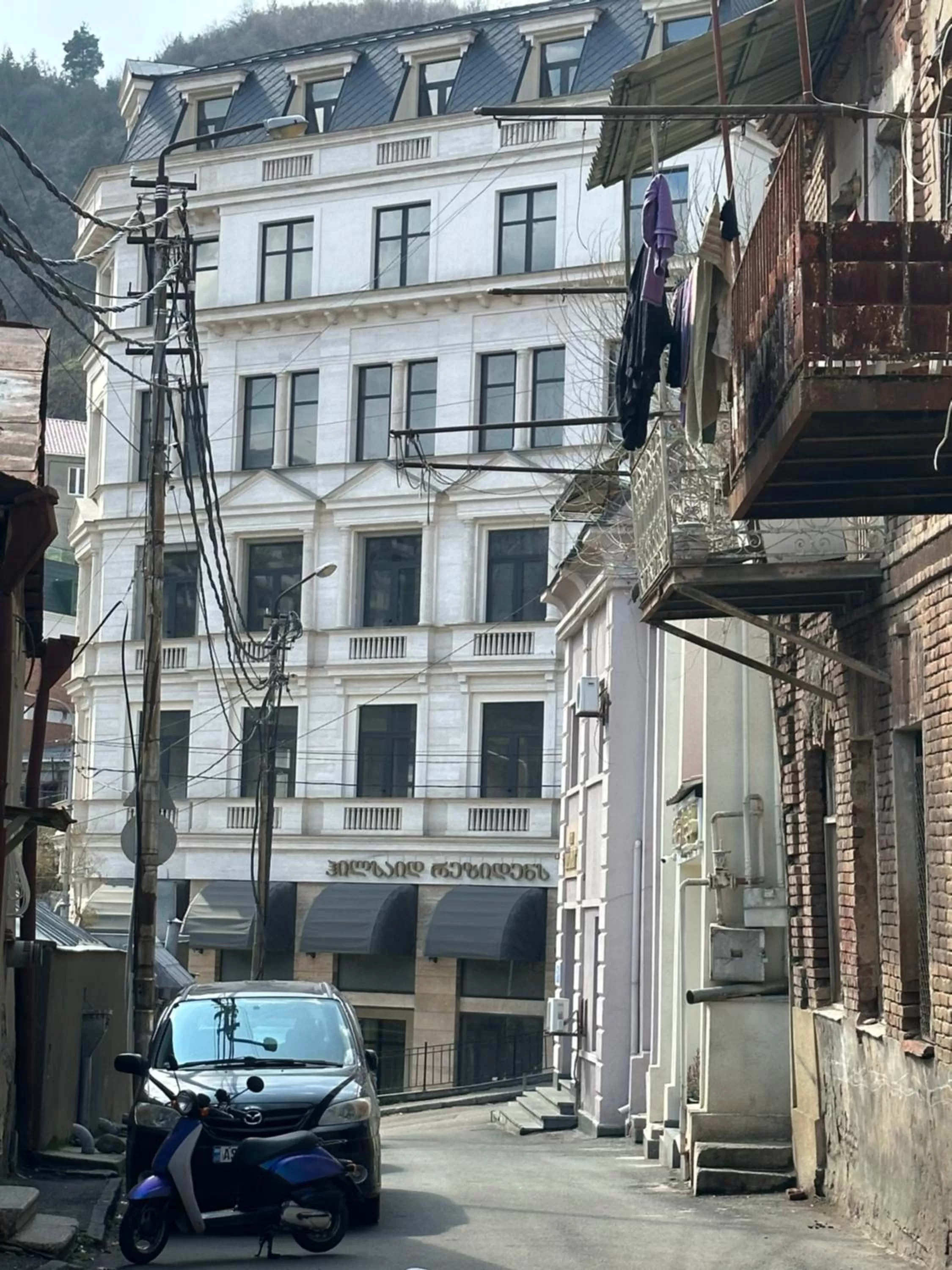 Neighbourhood, Property Building in villa old sololaki