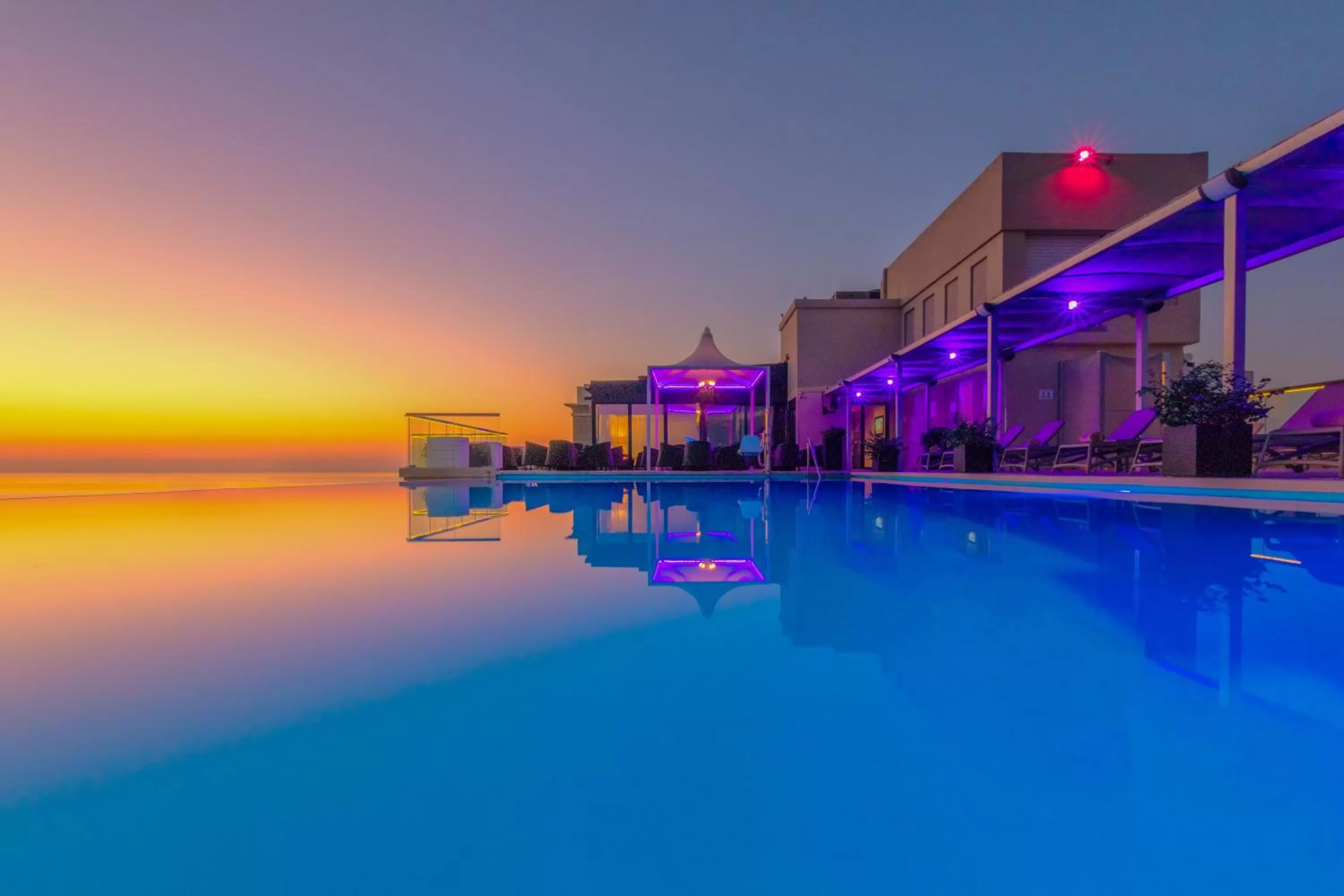 Swimming pool in AX The Palace