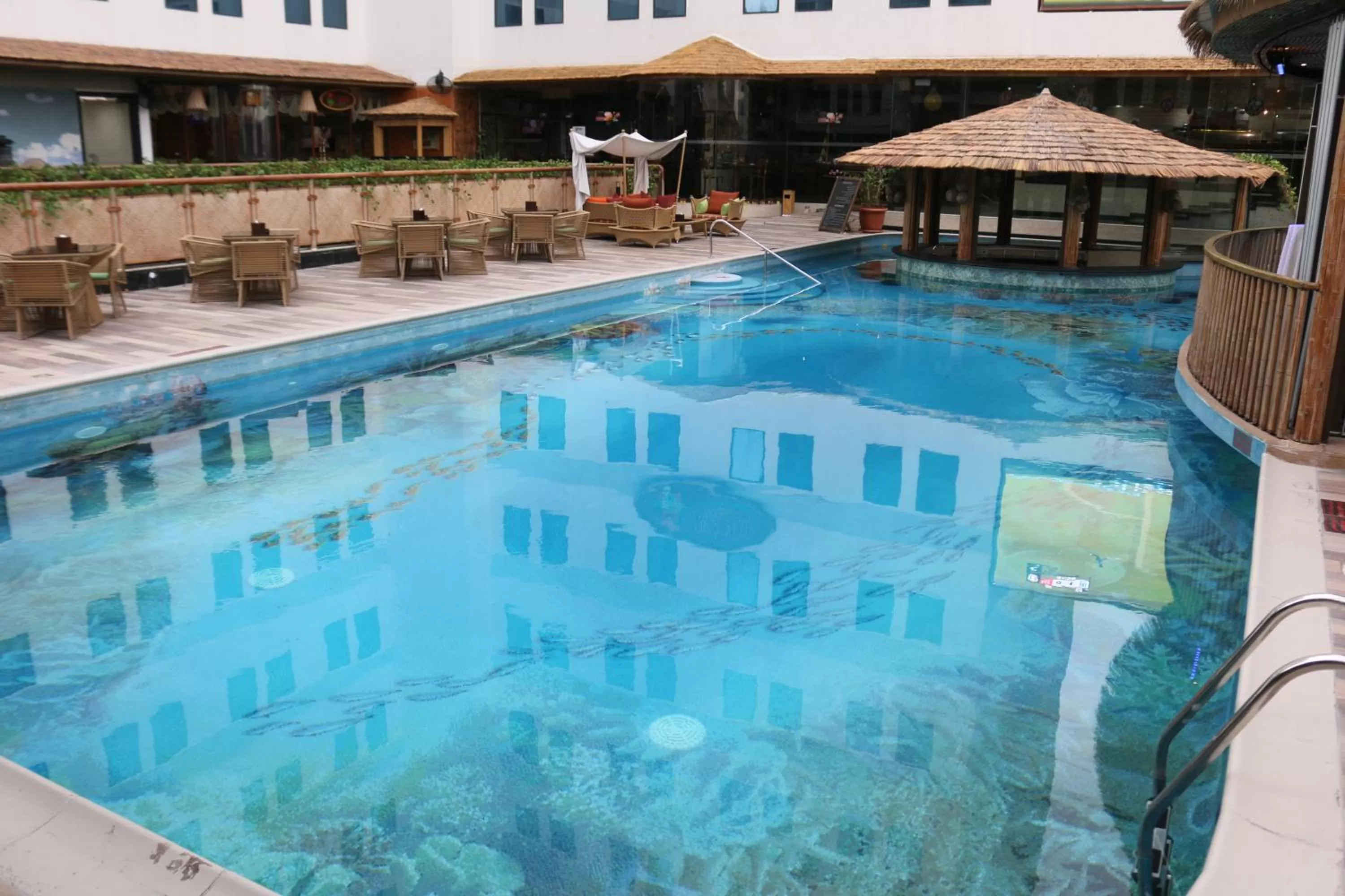 Swimming pool in Elite Crystal Hotel