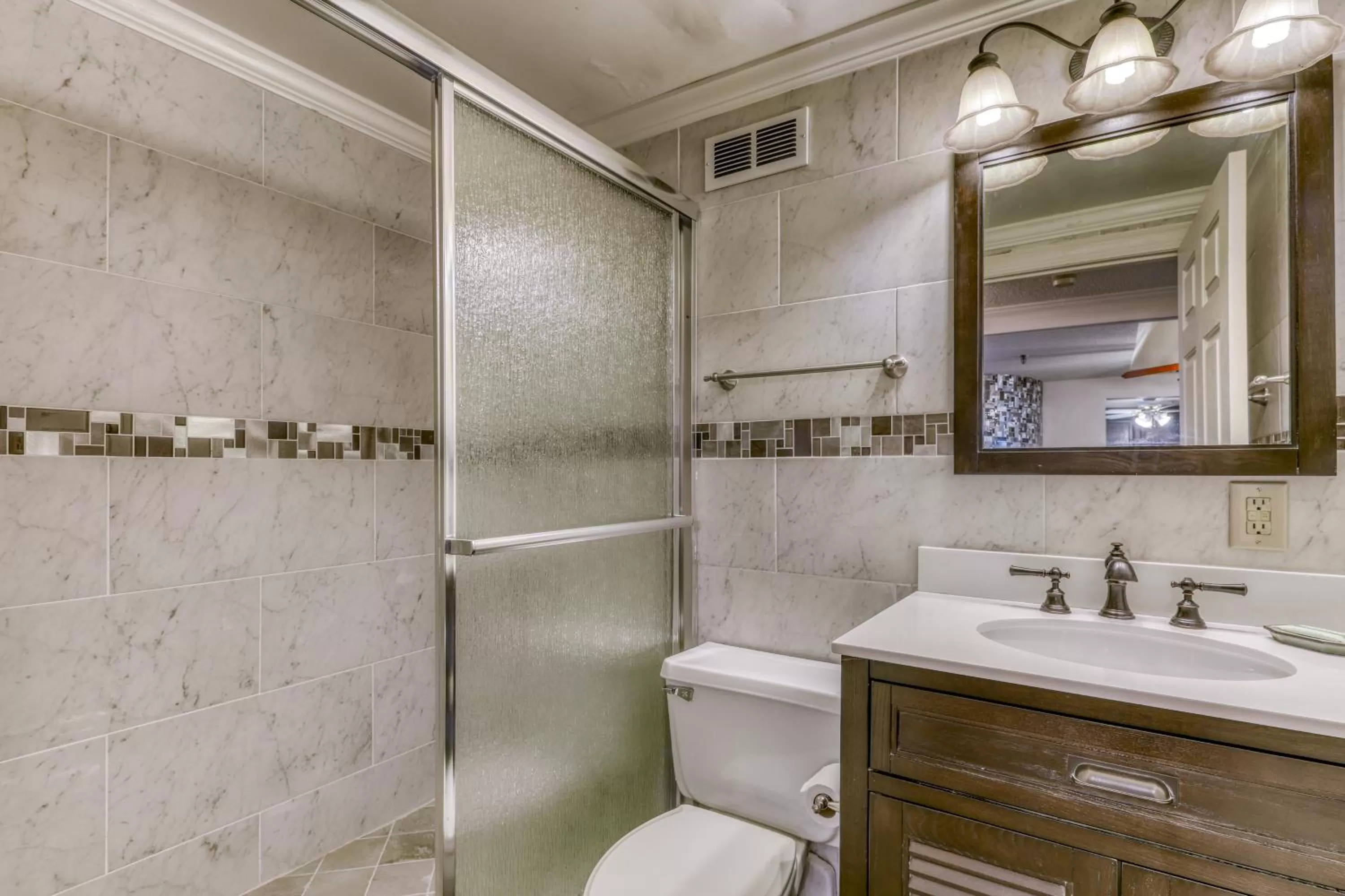 Bathroom in Sugar Top 2816