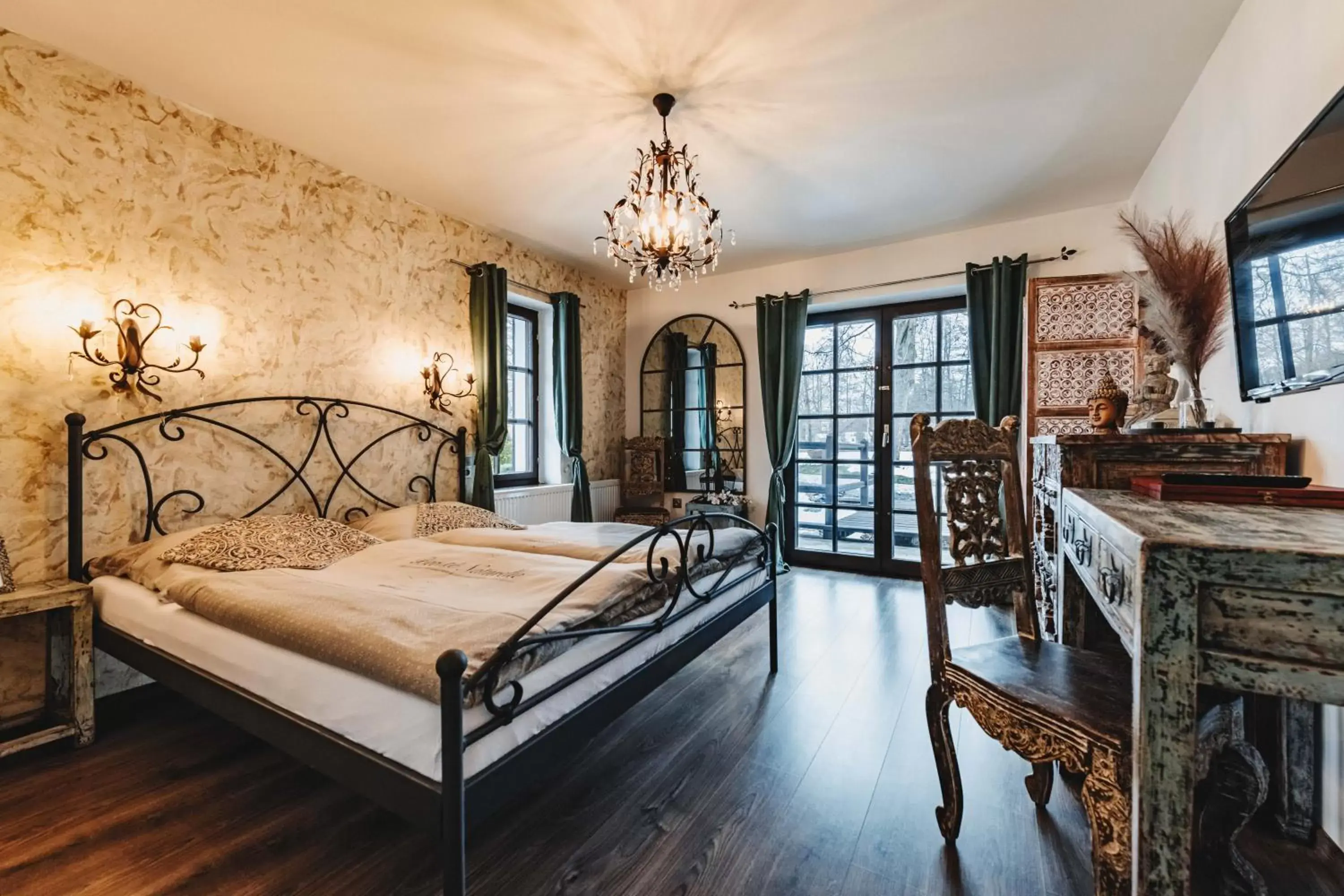 Deluxe Double Room with Extra Bed in Resort Mlýn Černovice Deluxe Double Room with Extra Bed in Resort Mlýn Černovice