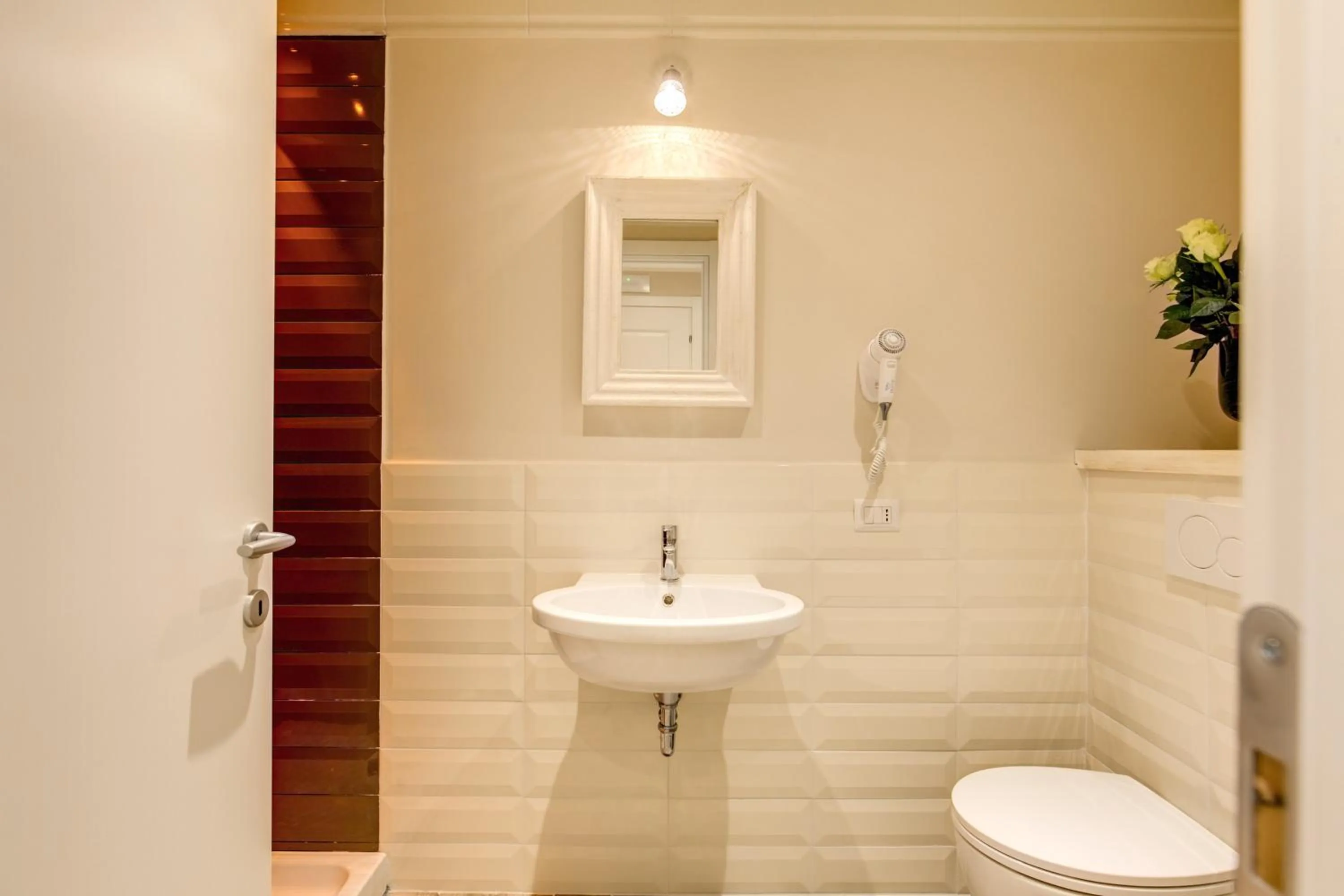 Bathroom in Casa Tua Vaticano Guest House