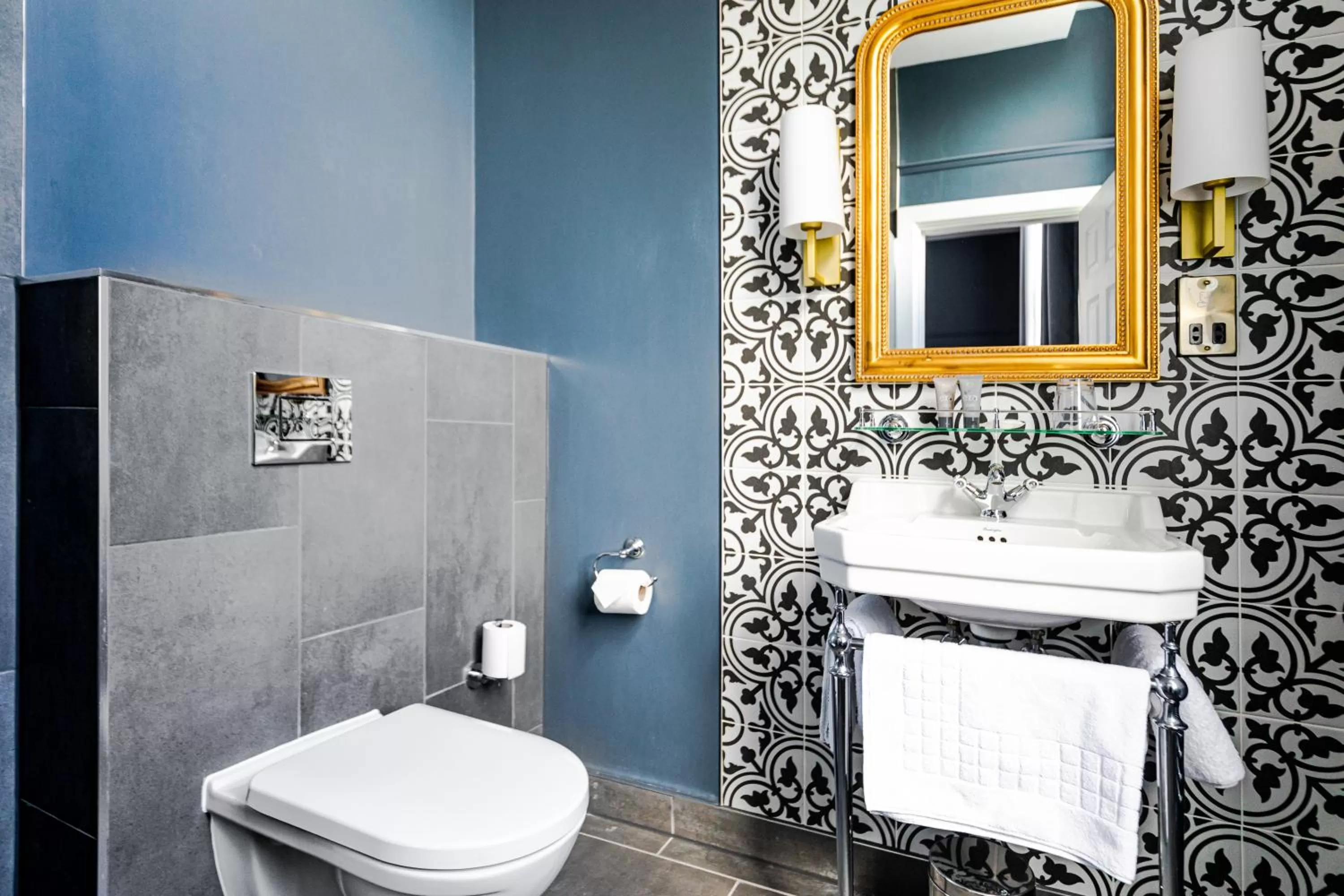 Shower in St Martins Lodge