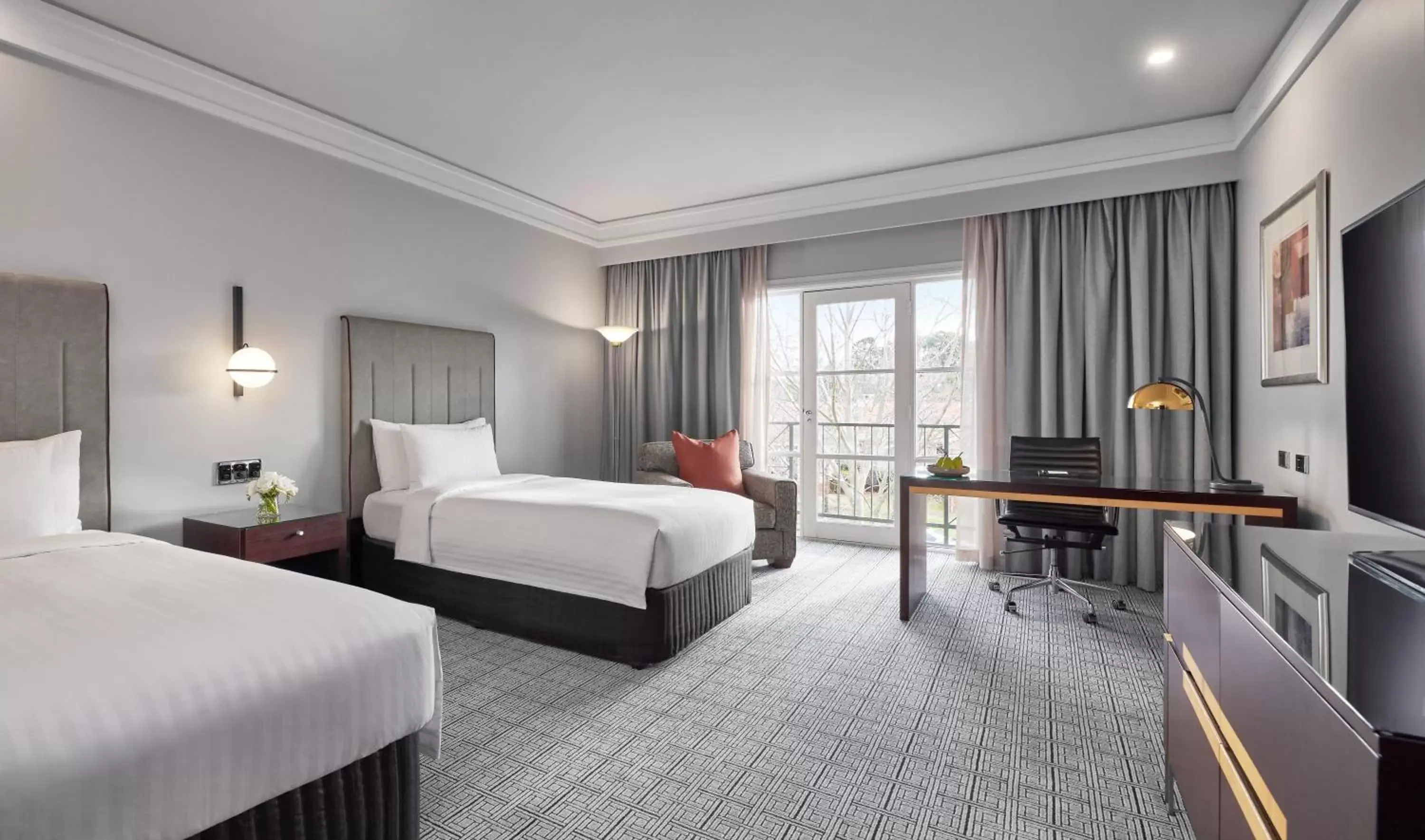 Deluxe Twin Room in Hyatt Hotel Canberra - A Park Hyatt Hotel Deluxe Twin Room in Hyatt Hotel Canberra - A Park Hyatt Hotel