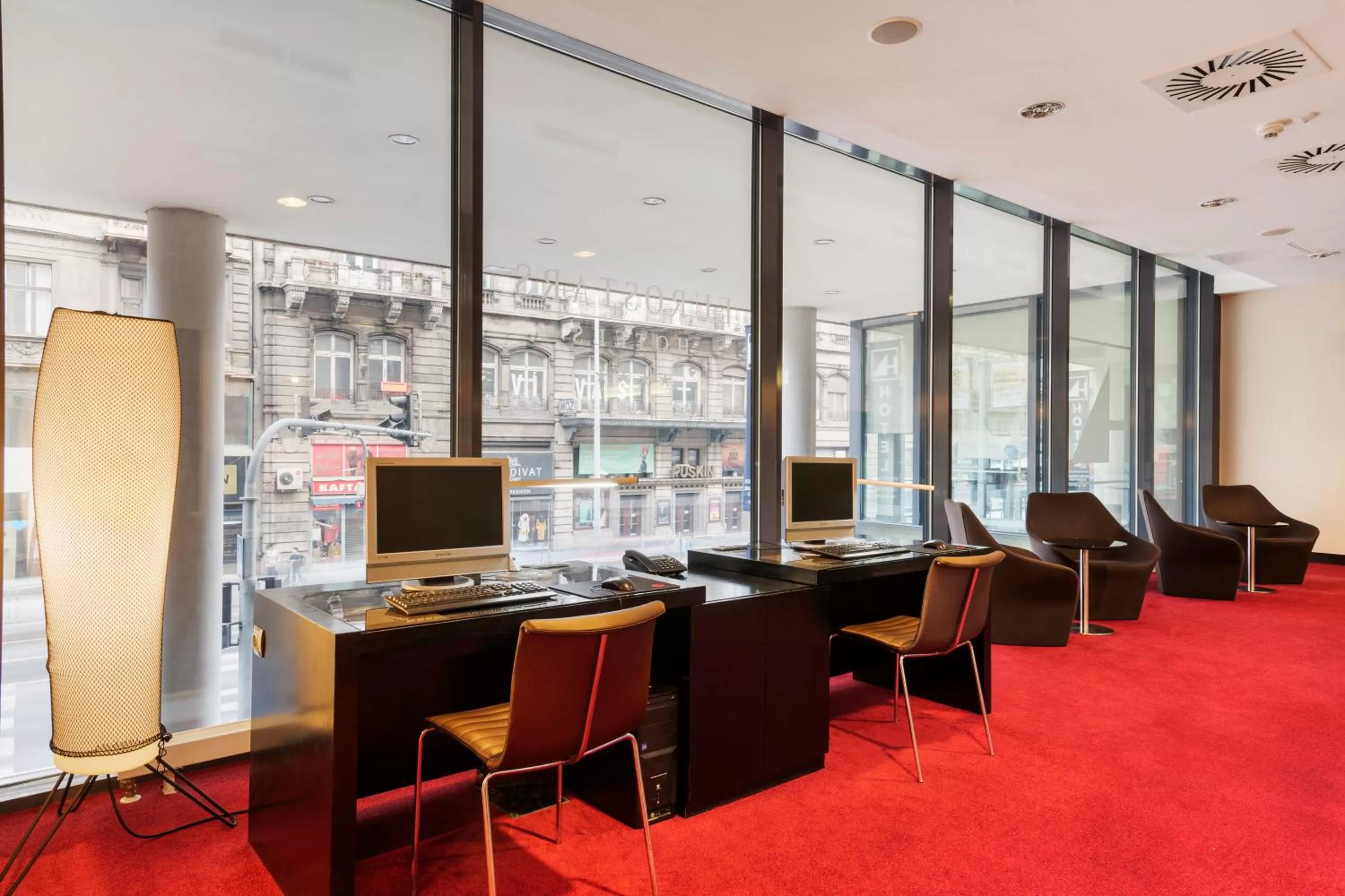 Business facilities in Exe Budapest Center