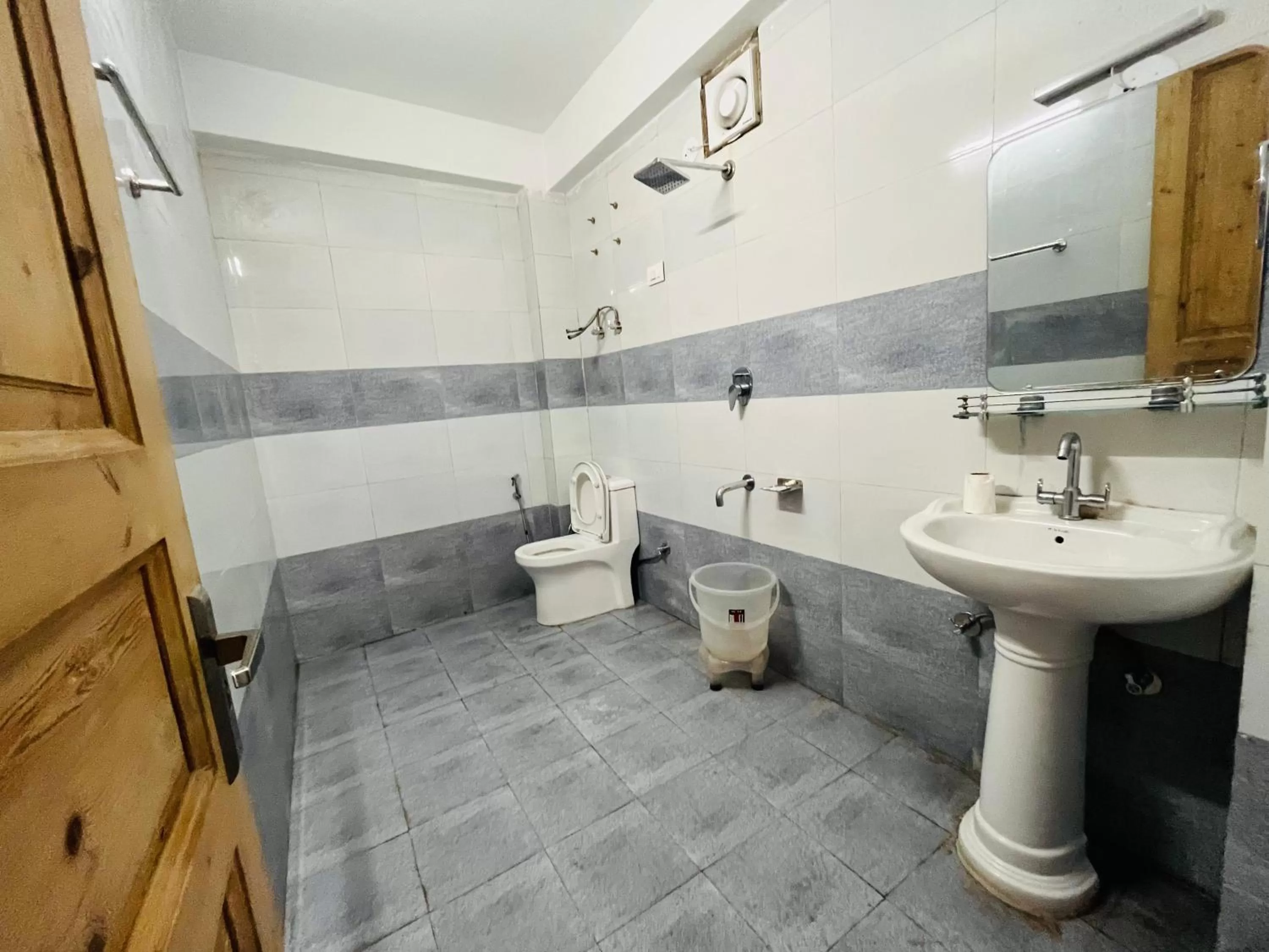 Bathroom in Himalayan Riverside Resort, Manali