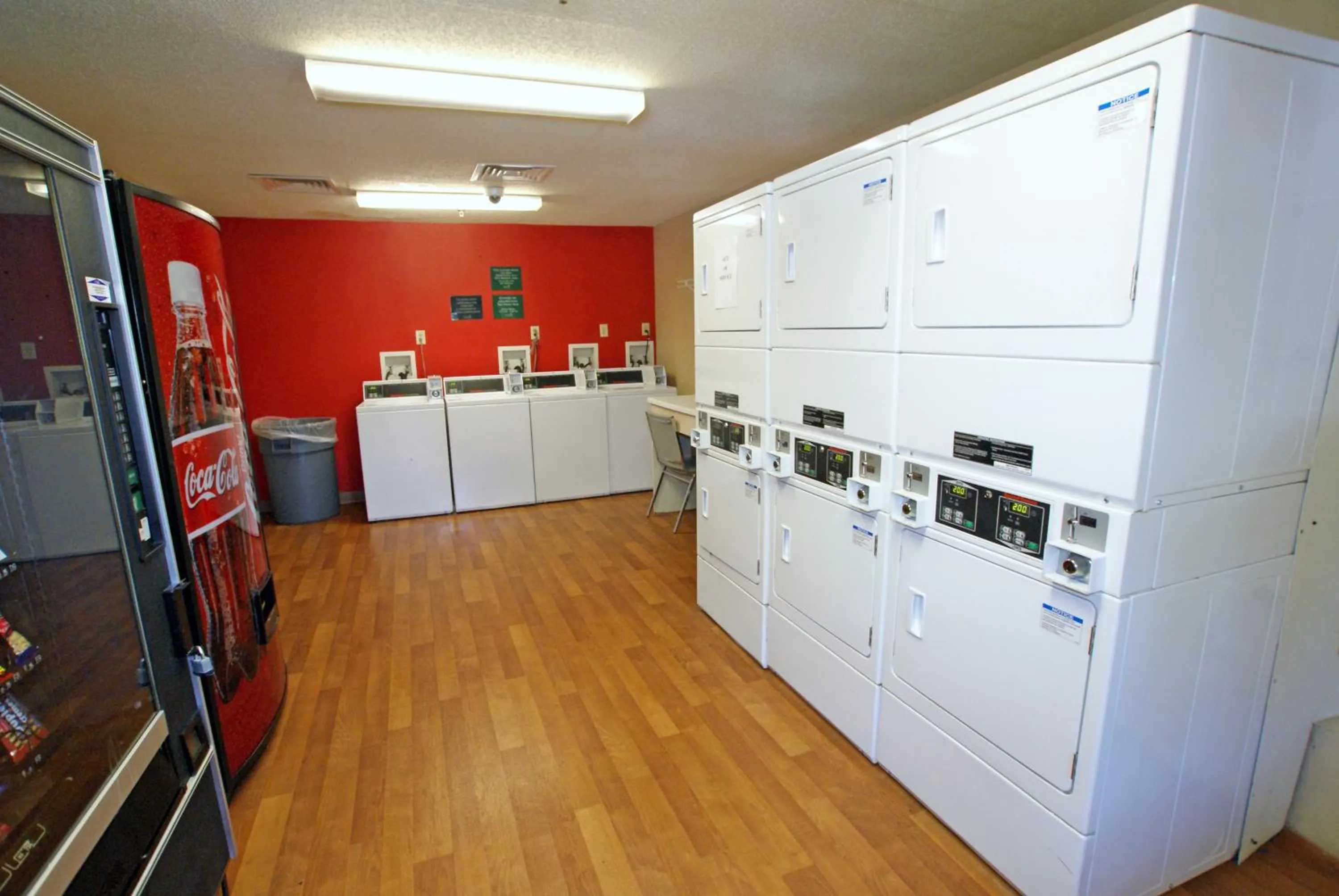 Area and facilities in Extended Stay America Select Suites - Nashville - Airport