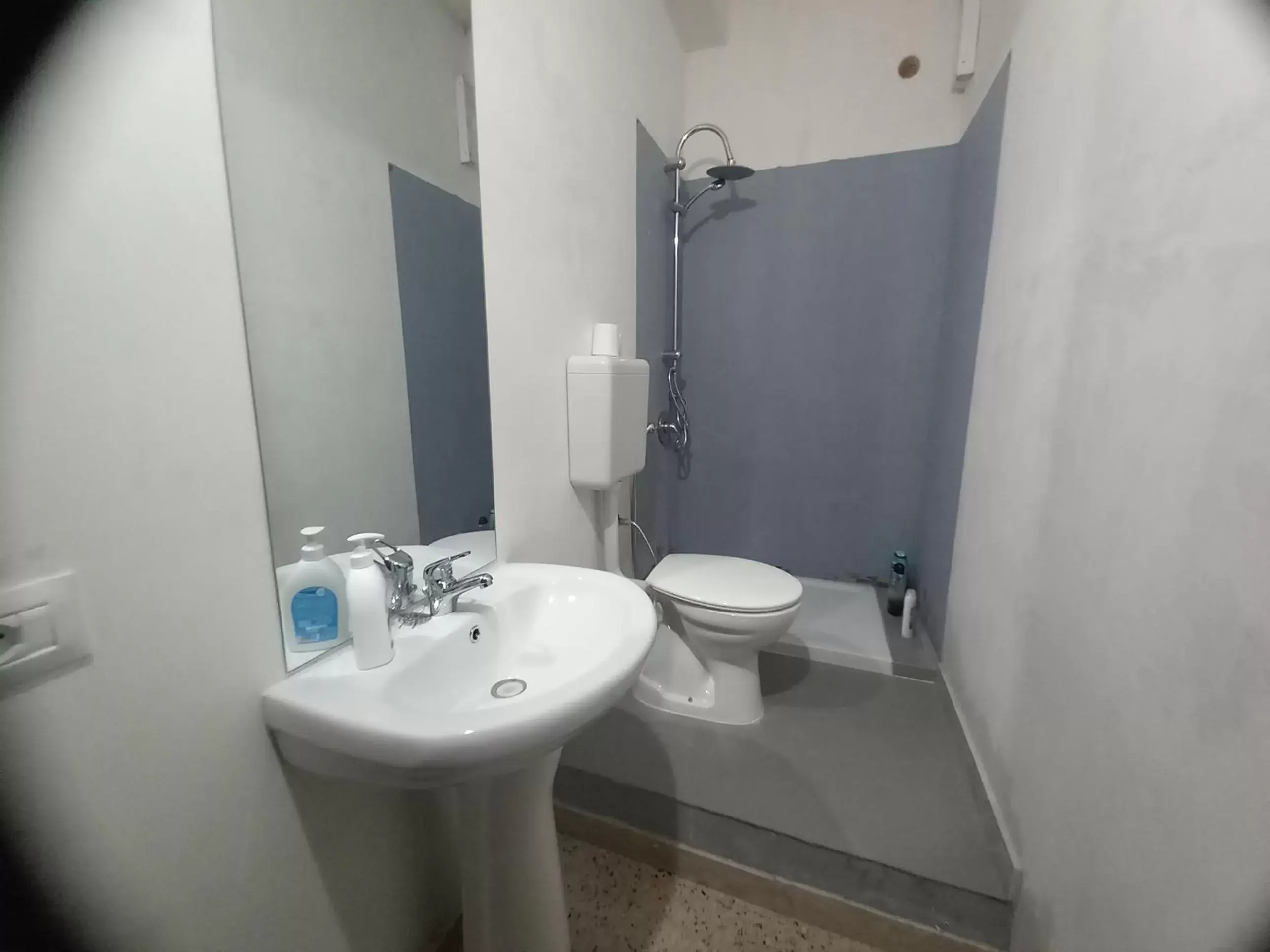 Family Room with Private Bathroom in Framamired Family Room with Private Bathroom in Framamired