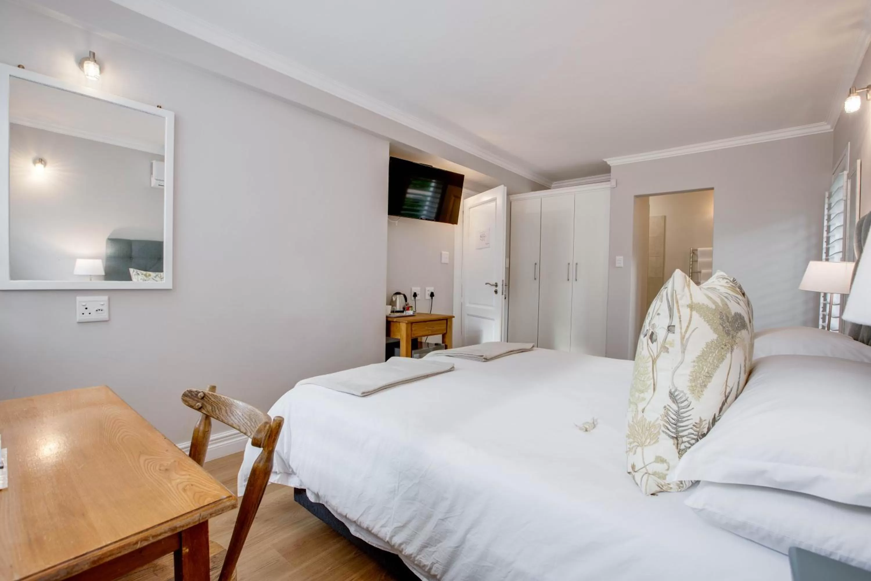 Bed in Amberhall Guesthouse