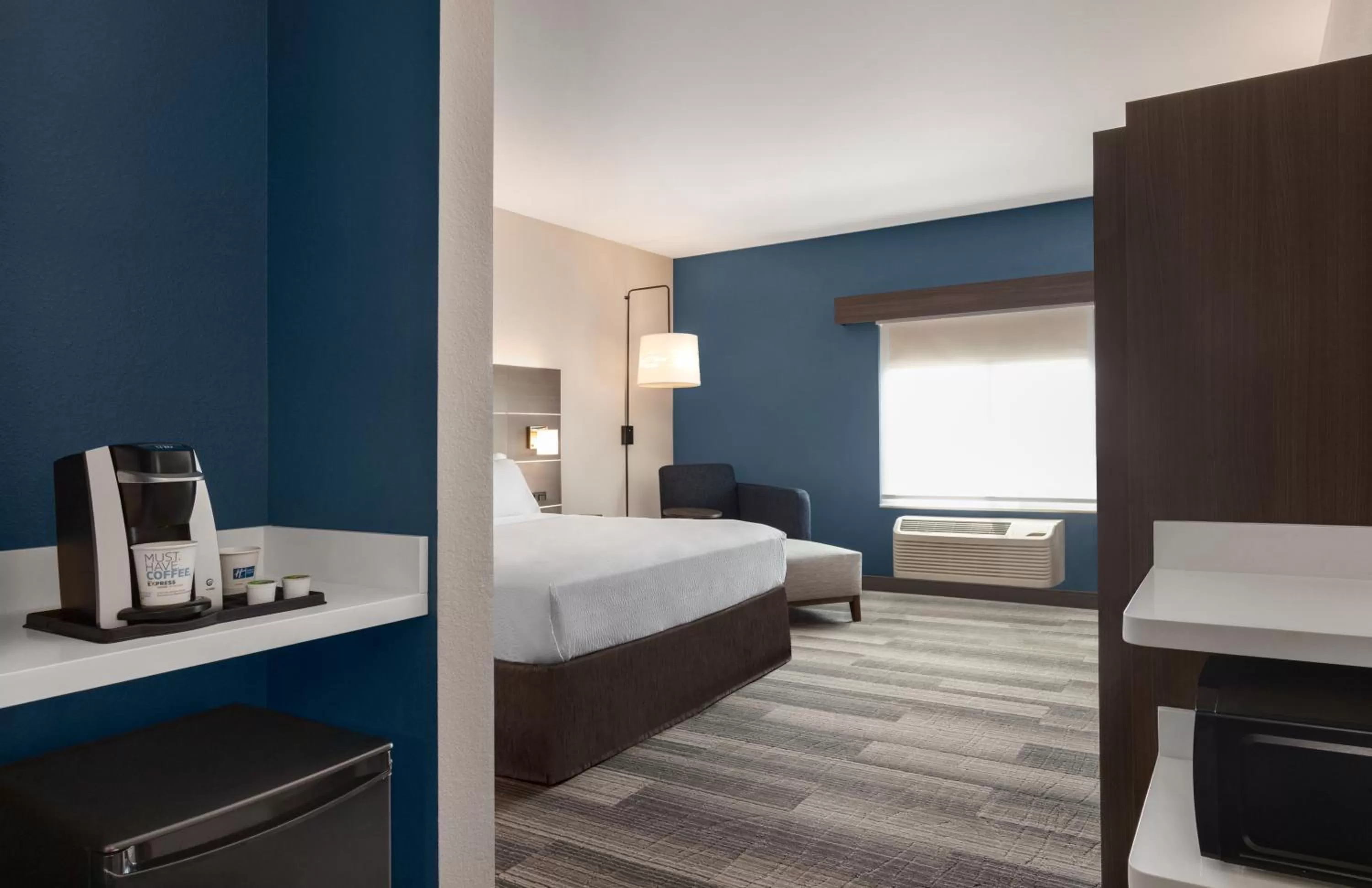 Bedroom, Bed in Holiday Inn Express & Suites Denver Airport by IHG