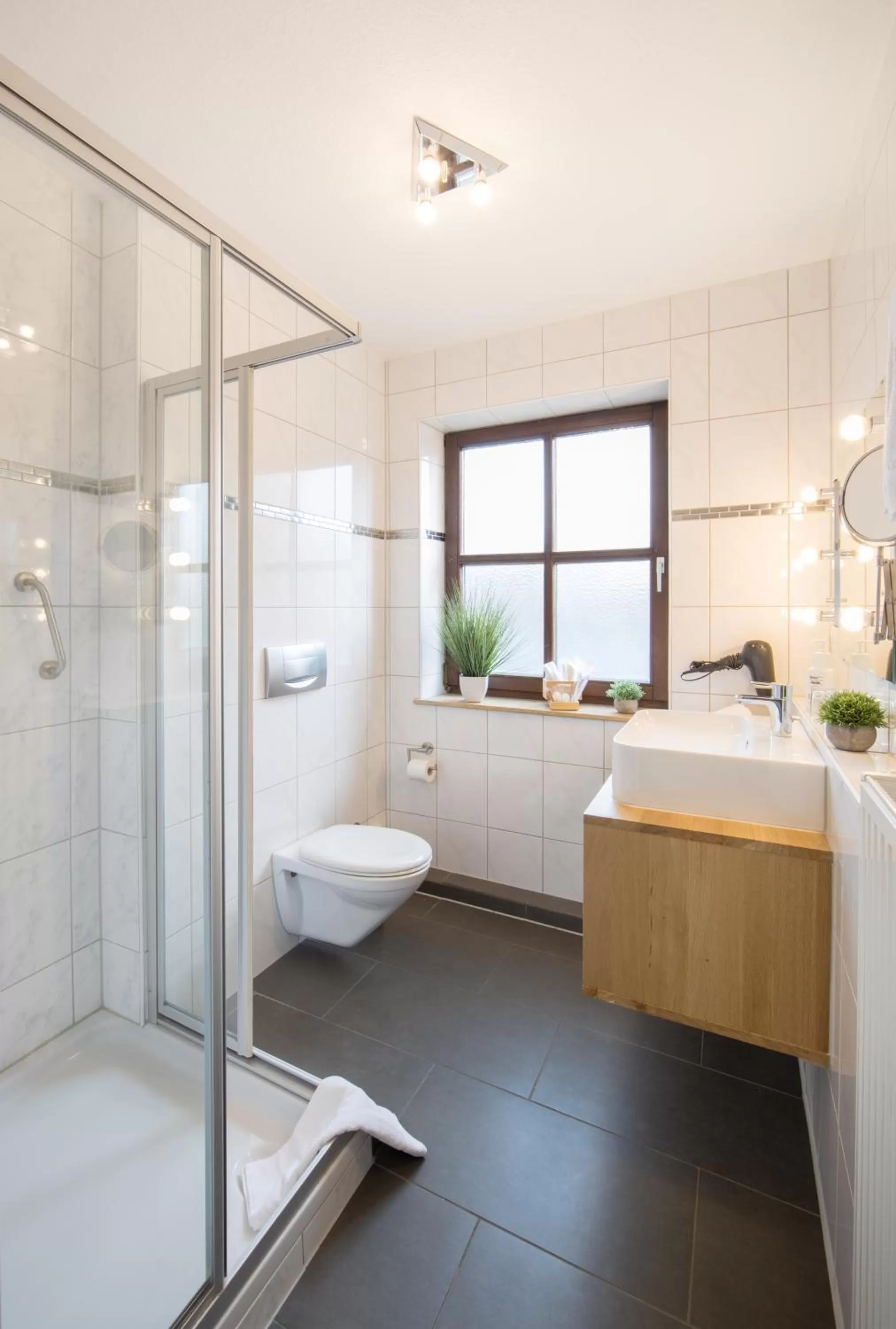 Bathroom in Hotel Am Kurpark Späth